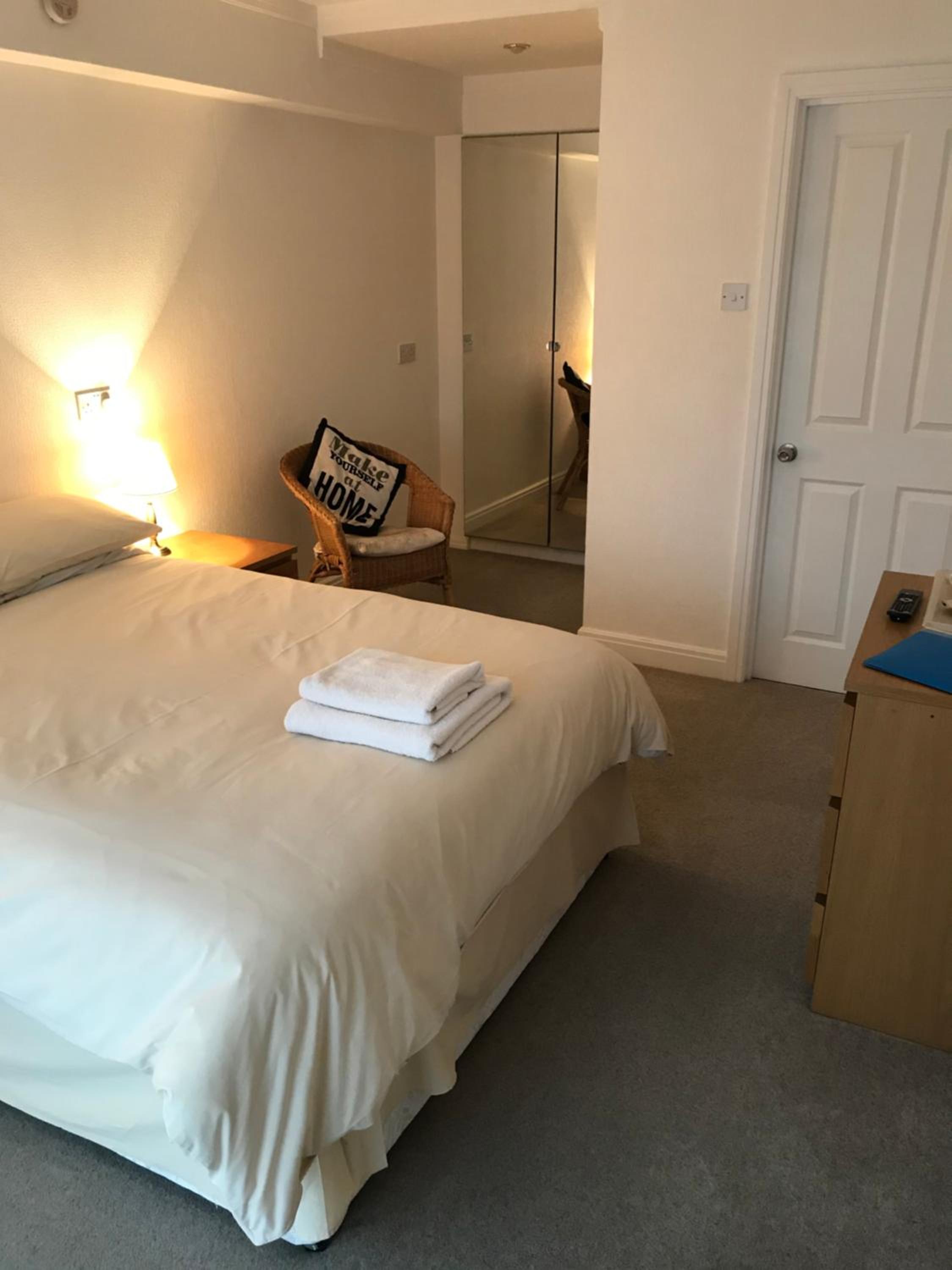 Standard Double Room - Photo 2