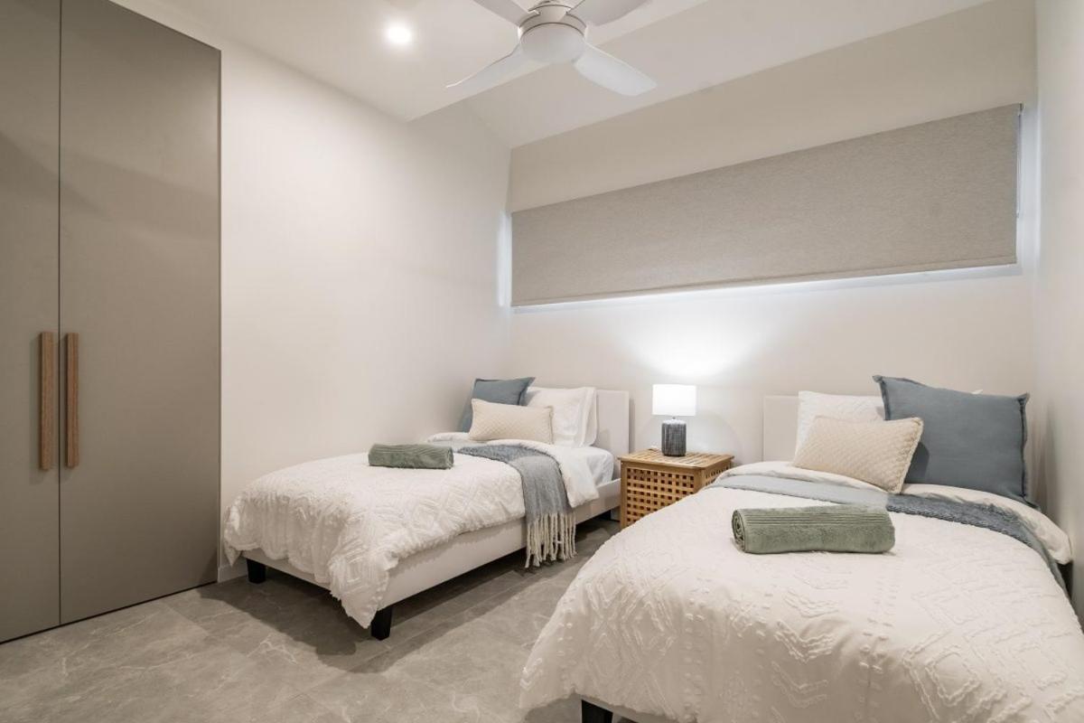 Three-Bedroom Villa photo 2