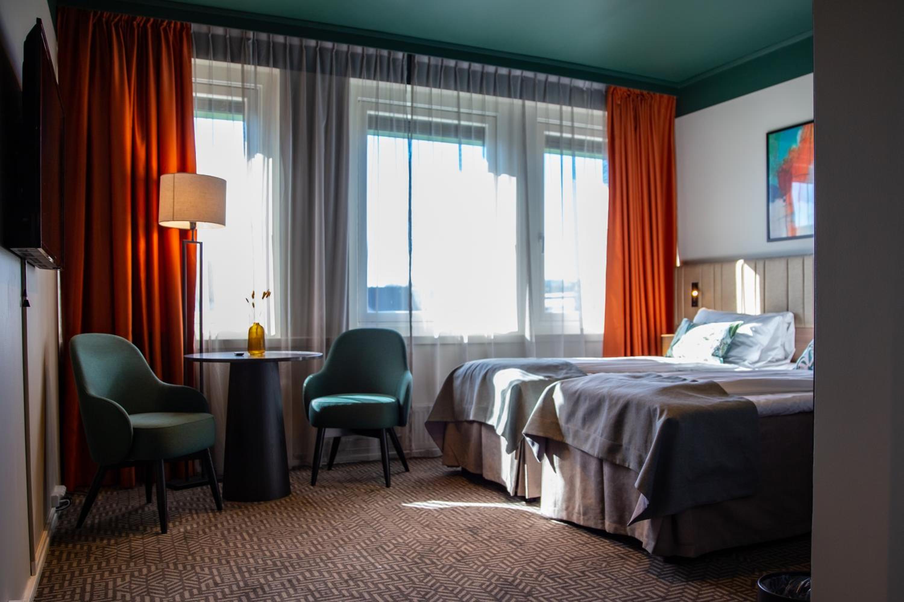 Standard Twin Room - Photo 2