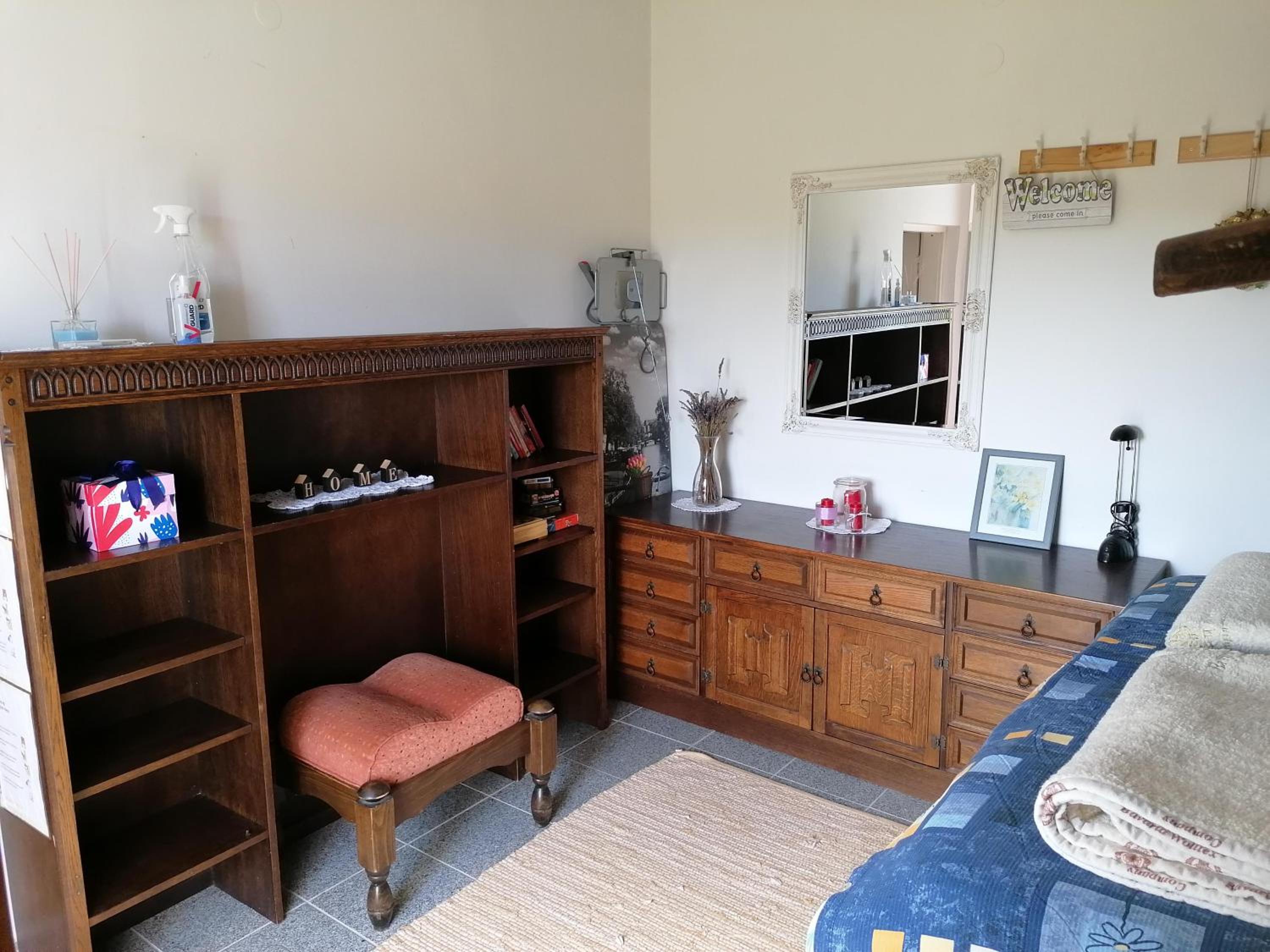 One-Bedroom House - Photo 1
