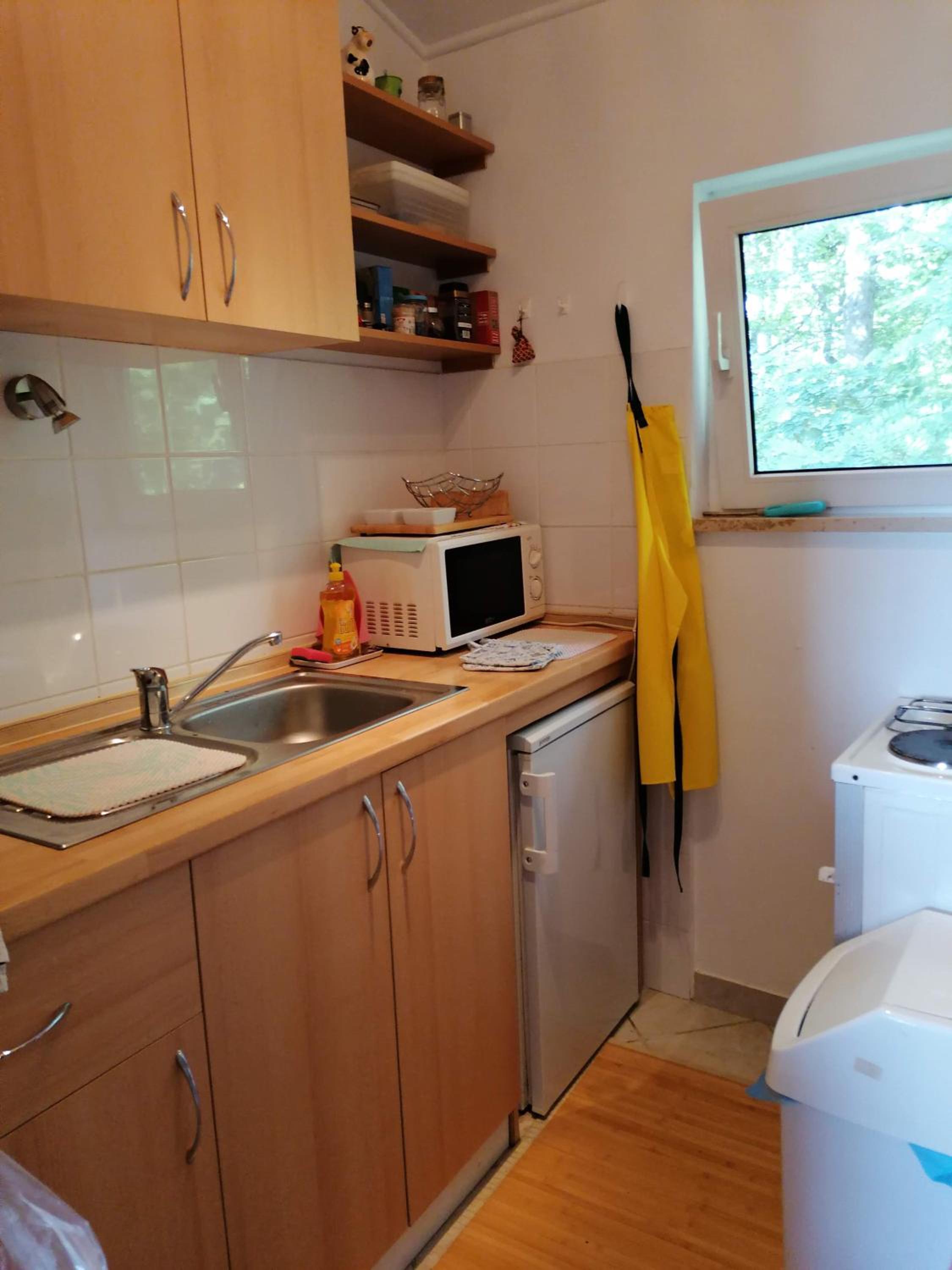 One-Bedroom House - Photo 20