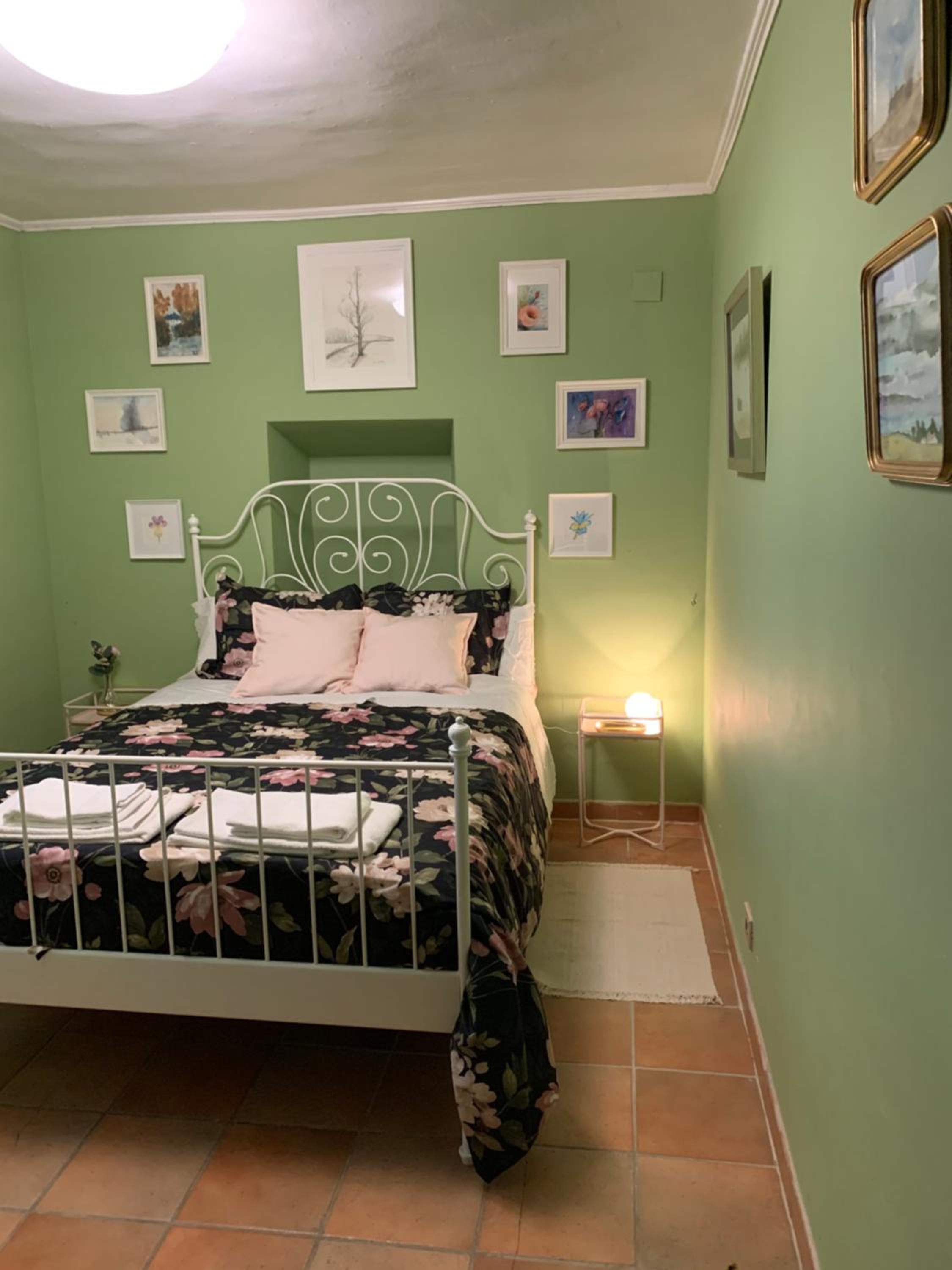 Double or Twin Room with Private Bathroom - Photo 1