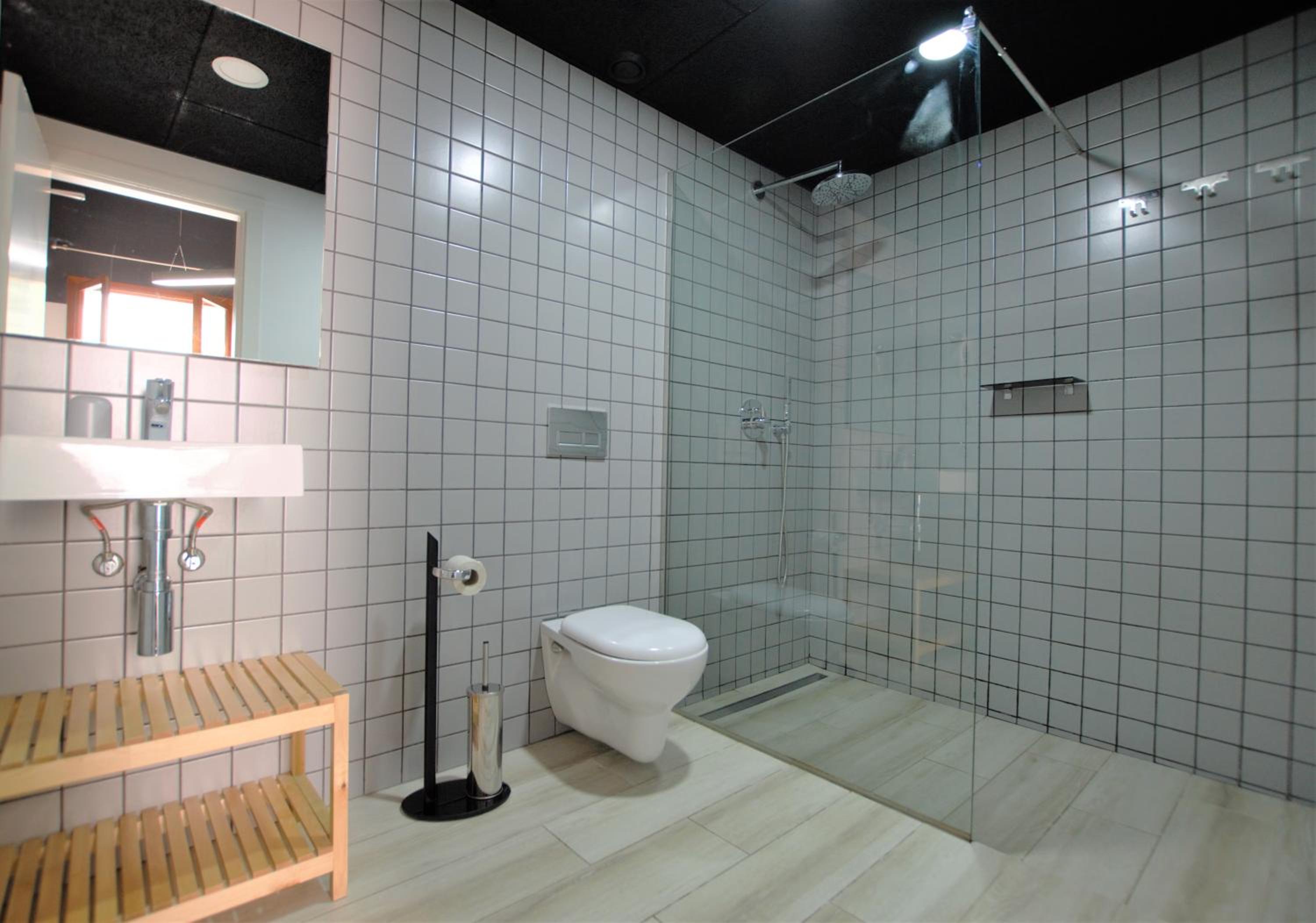 Superior Double Room with Balcony - Photo 7