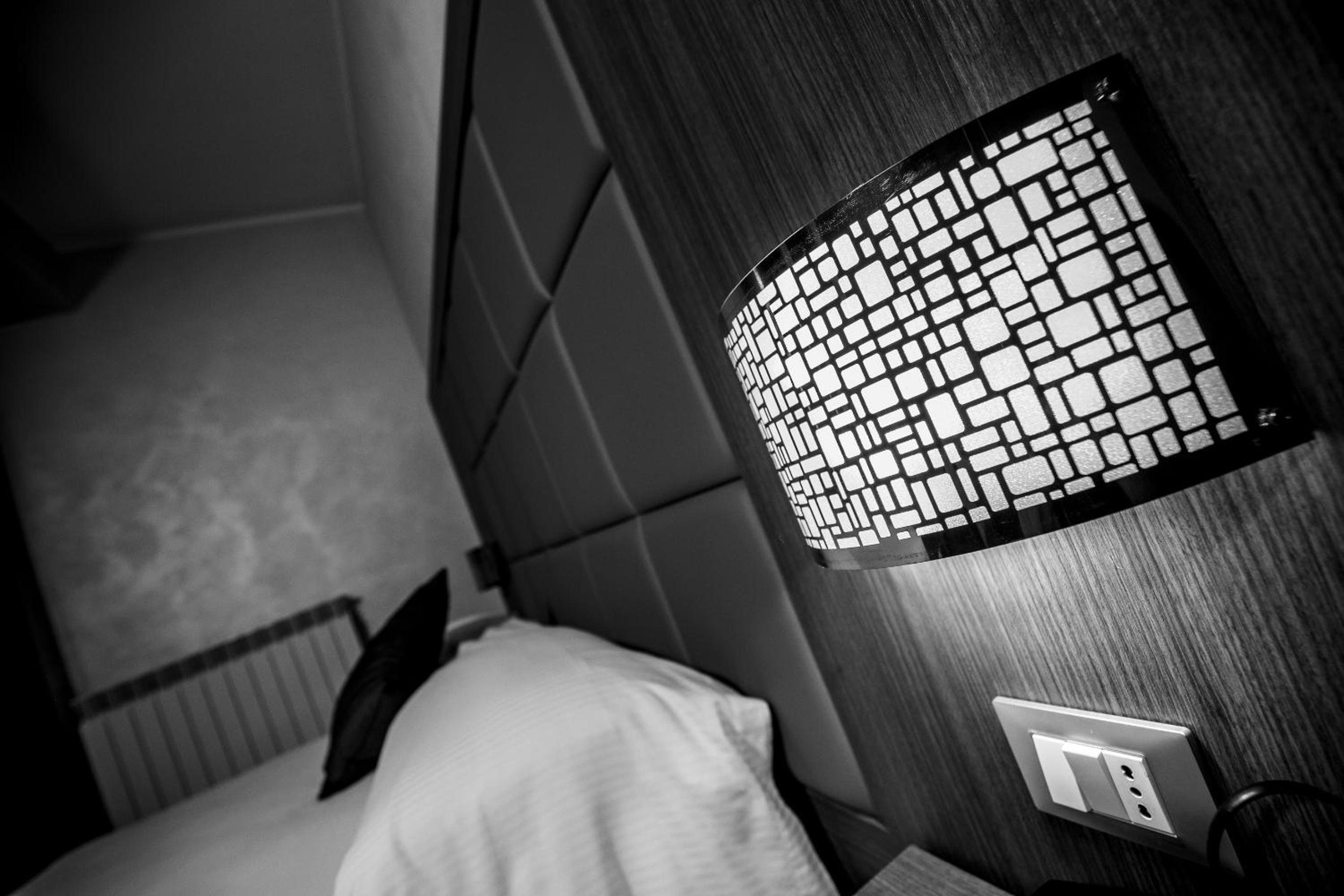 King Suite with Spa Bath - Photo 1
