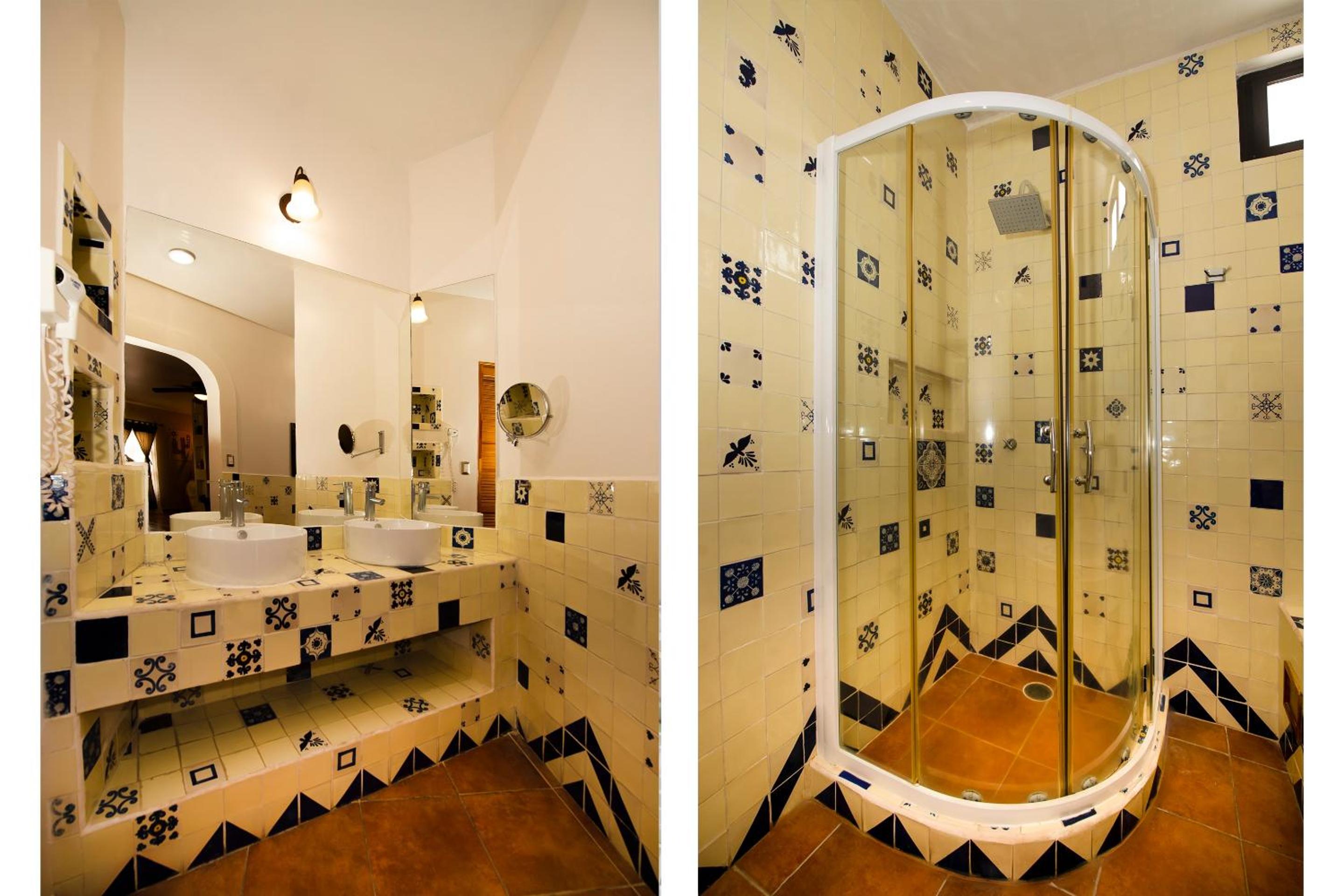 Deluxe Suite photo 2