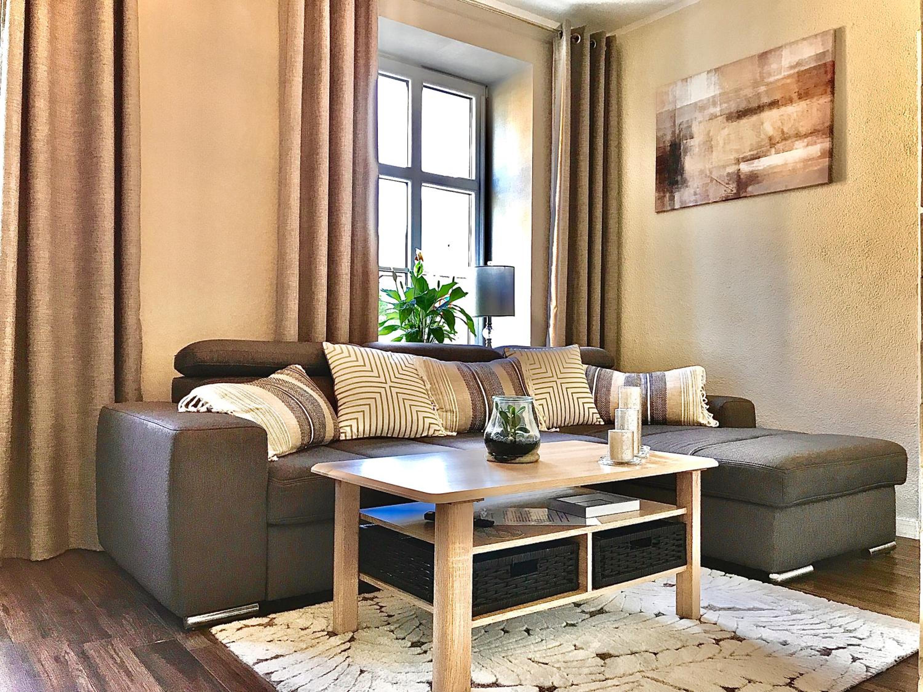 One-Bedroom Apartment - Photo 6