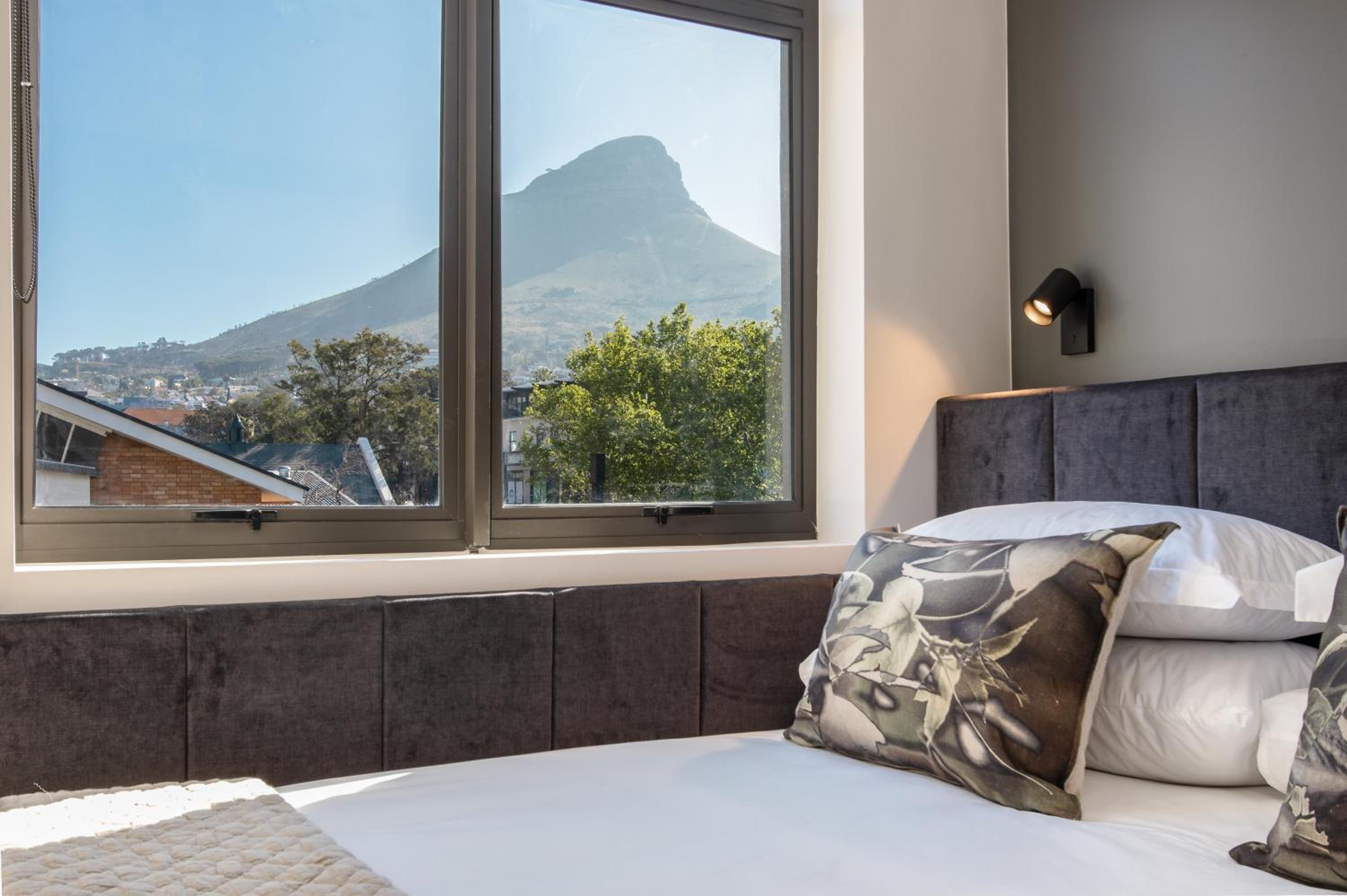 Economy  Room with Mountain View - Photo 3