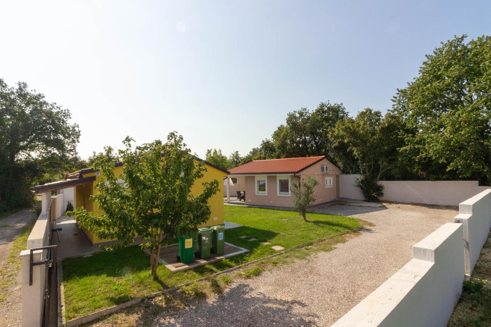 Three-Bedroom Villa photo 2