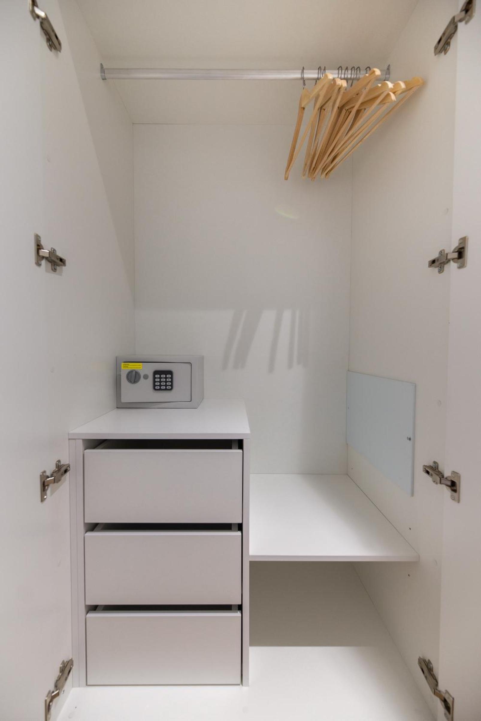 9 Quartos Alojamento, Bilde 3