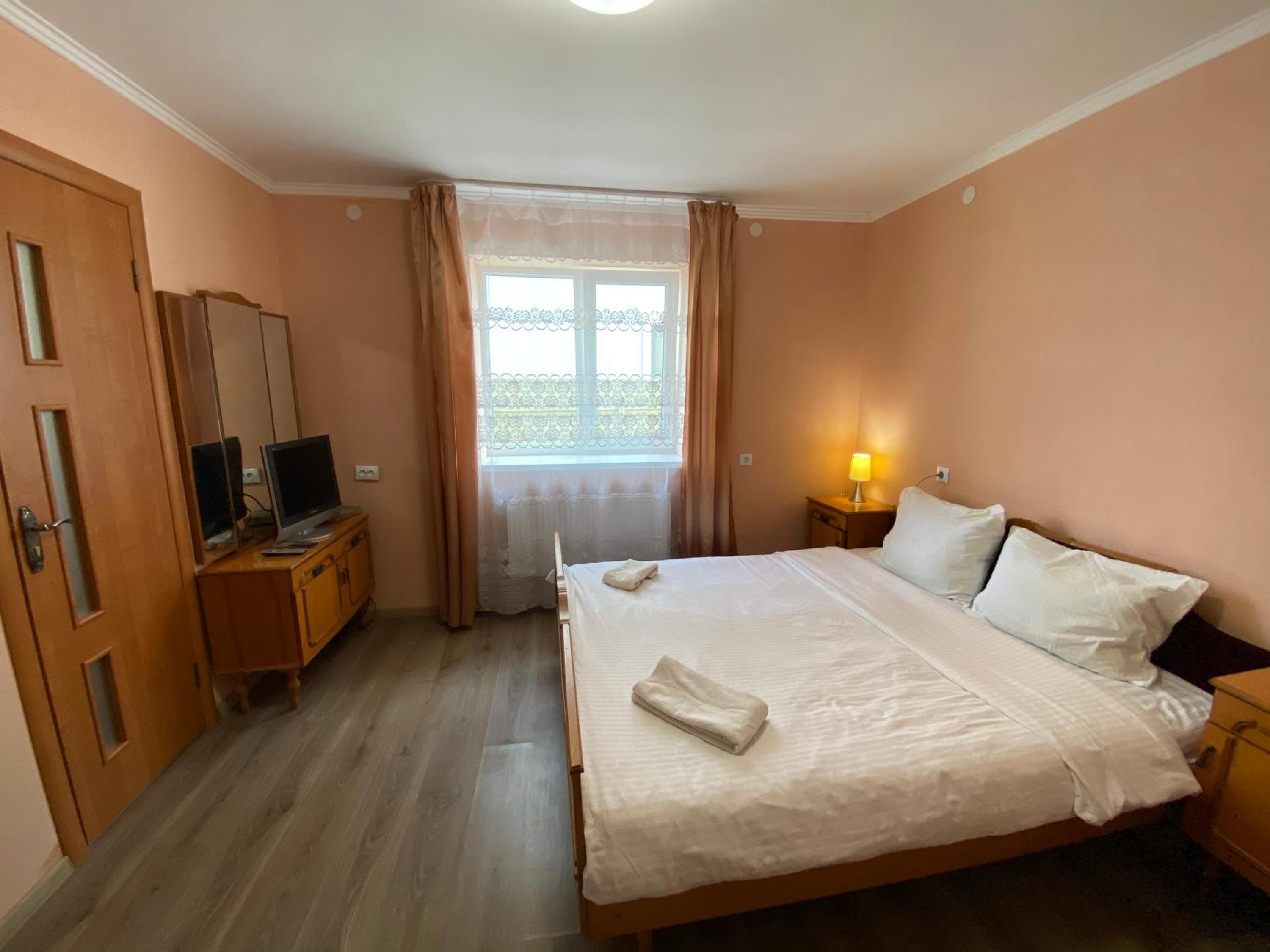 Double Room with Private Bathroom photo 1