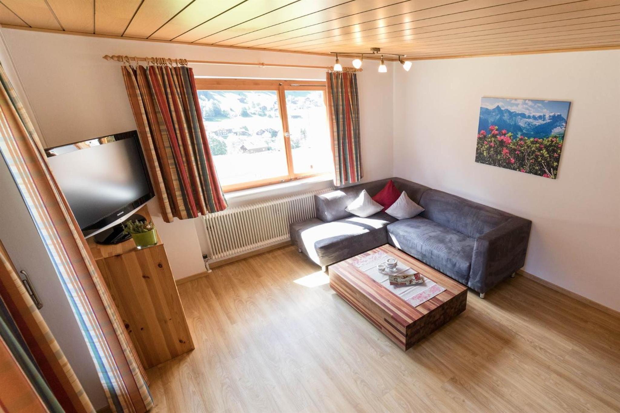 Three-Bedroom Apartment photo 1