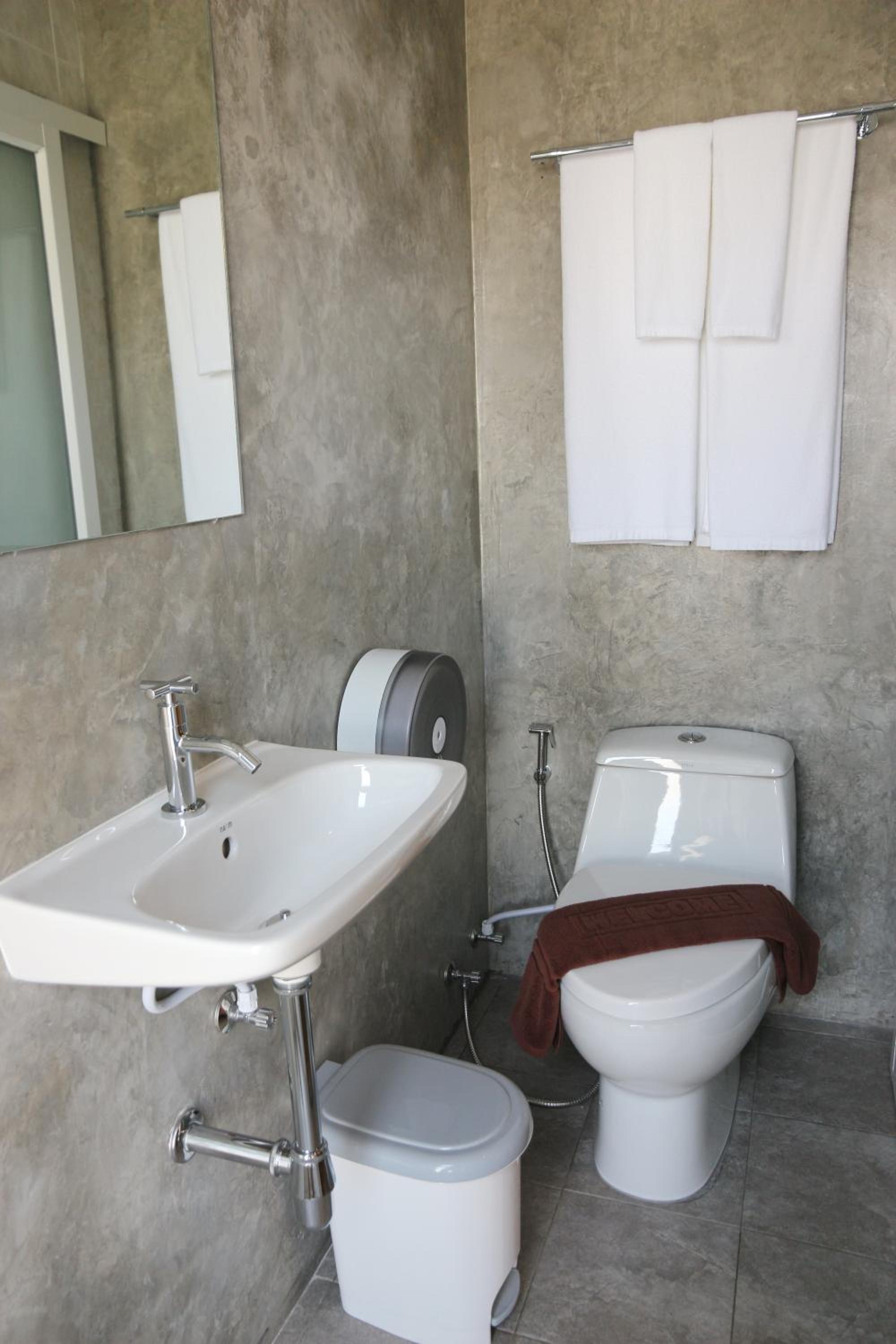 Superior Double or Twin Room - Photo 7