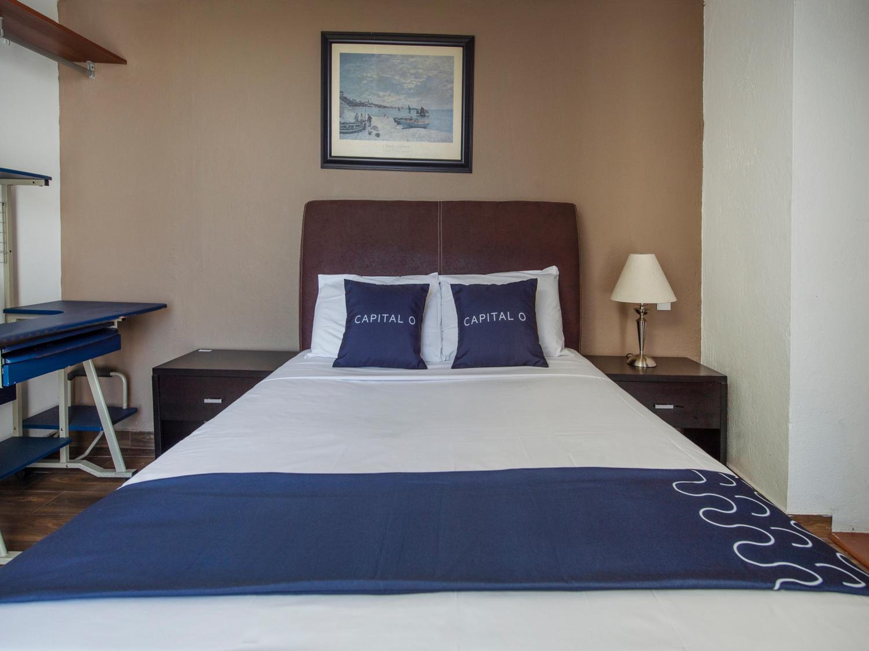 Standard Suite - Photo 8