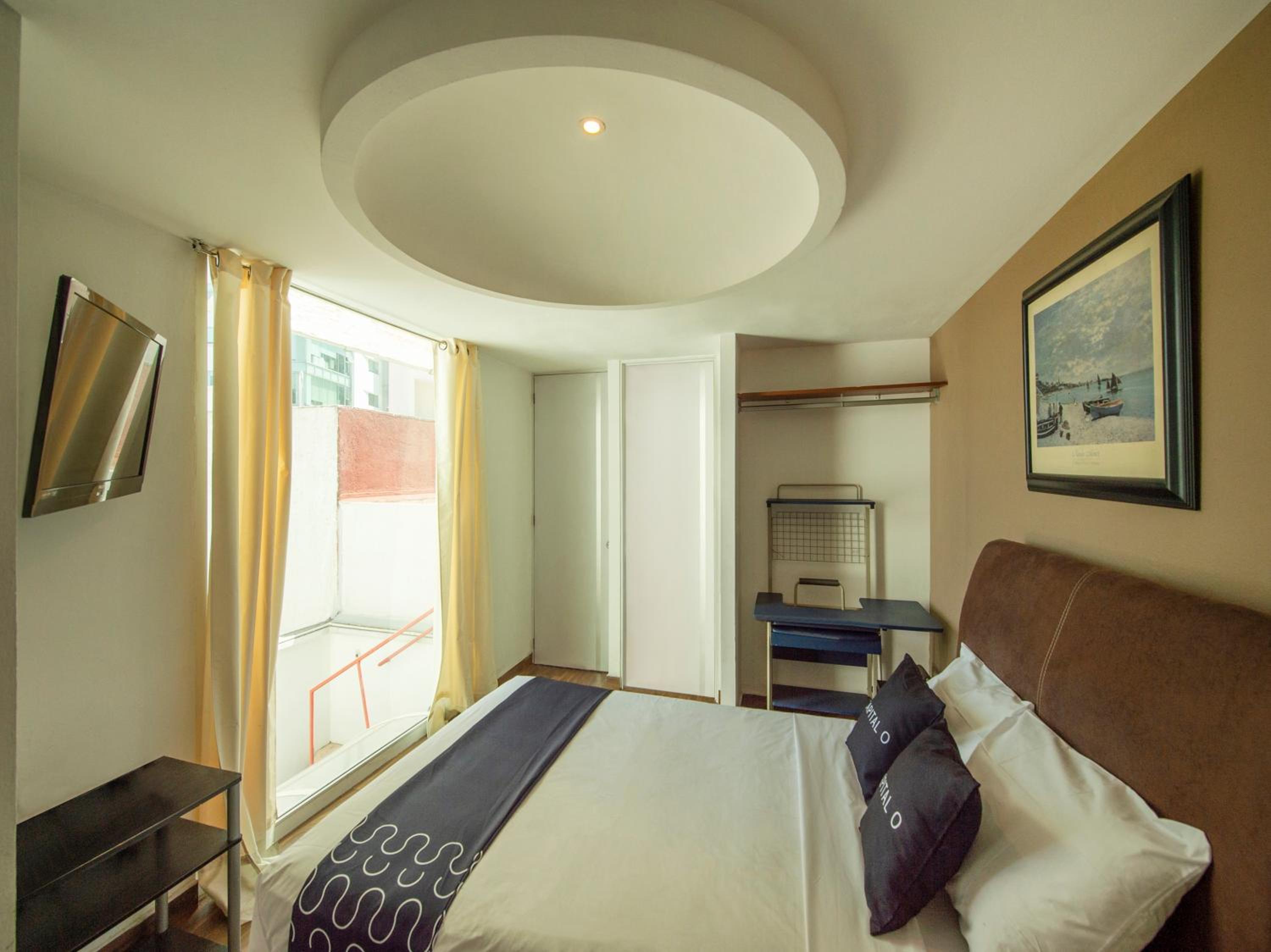 Standard Suite - Photo 7