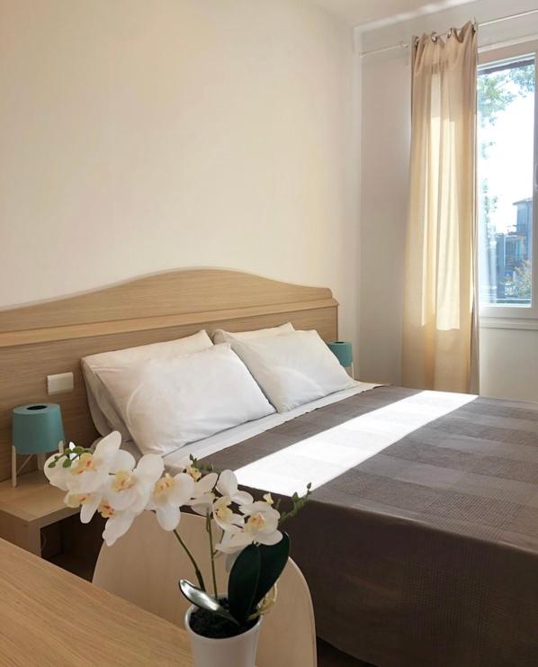 Double or Twin Room with Private Bathroom photo 1