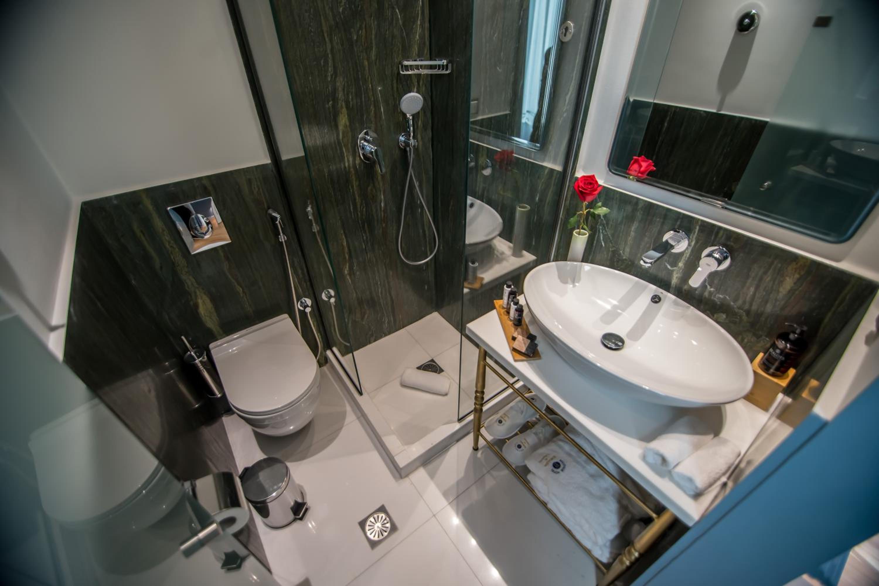 Superior Double Room - Photo 4