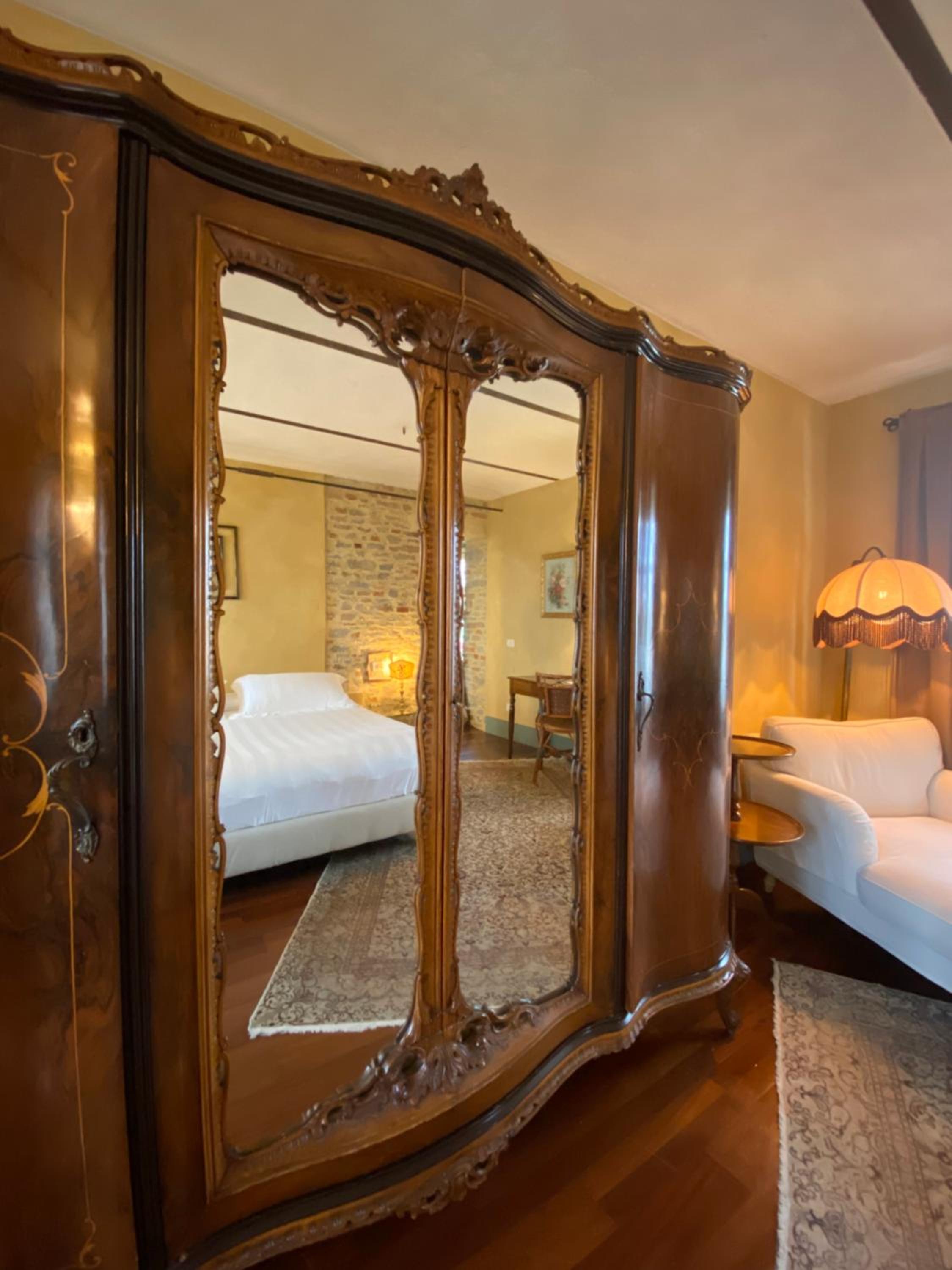 Suite with Balcony photo 3