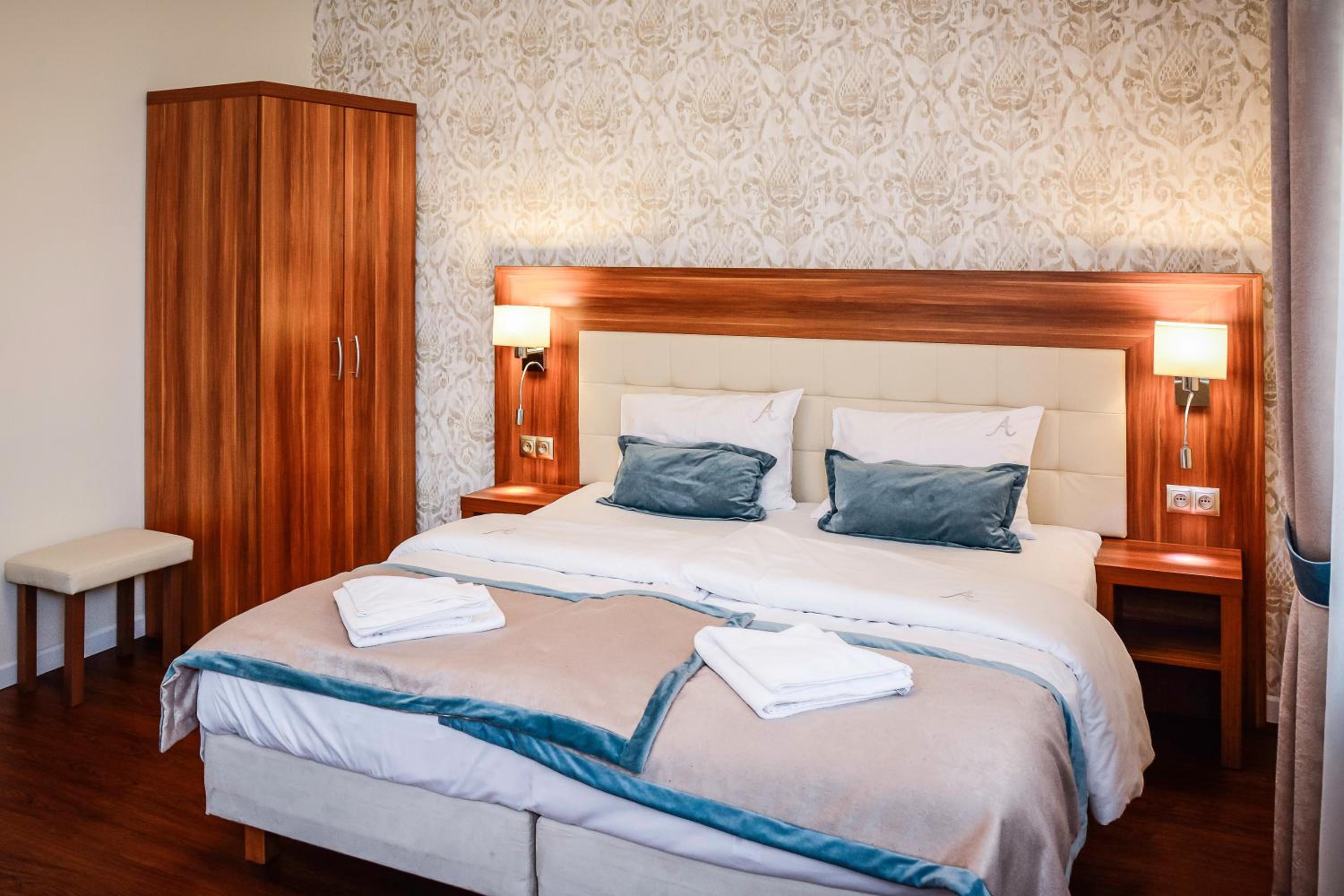 Triple Room - Photo 1