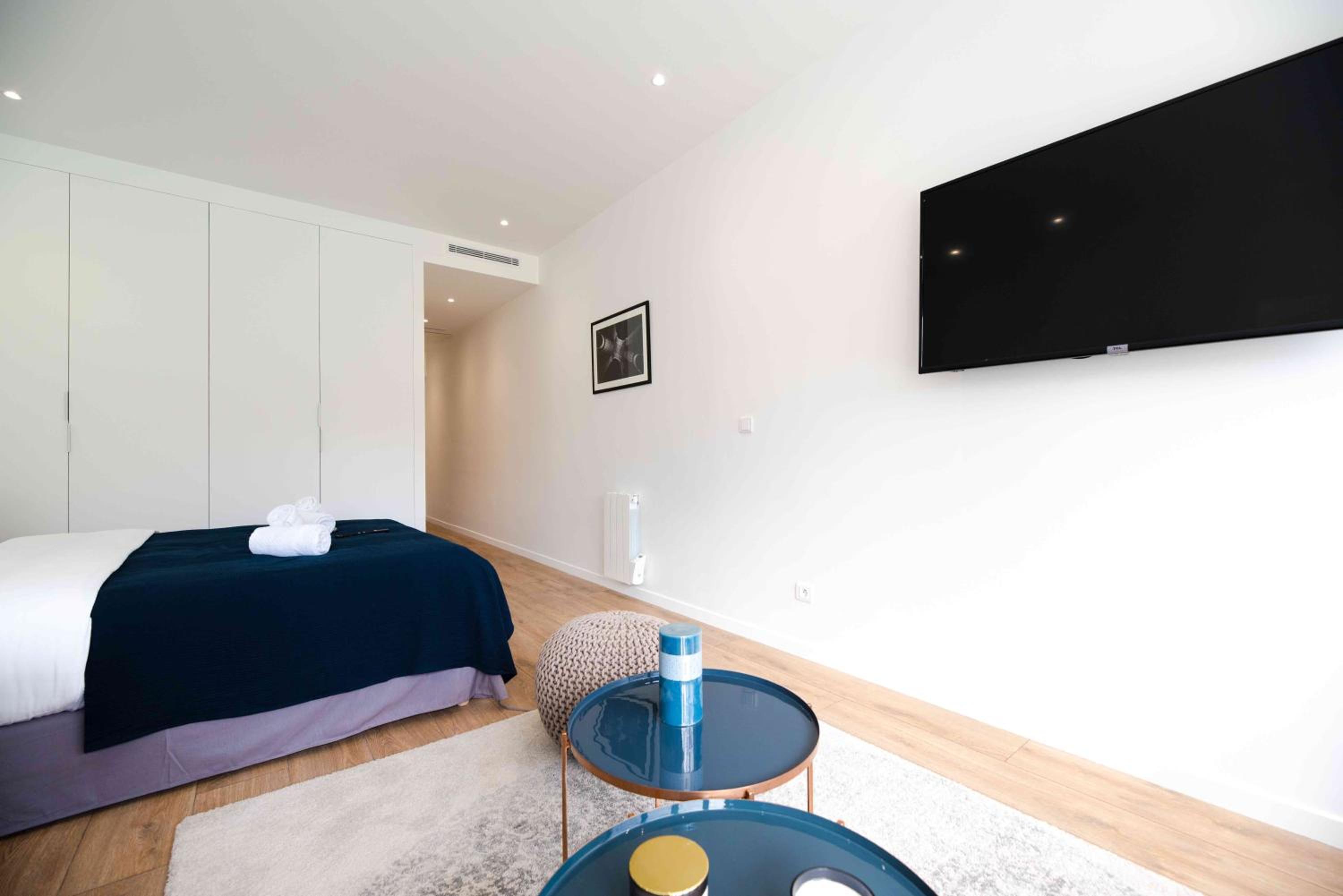 Deluxe Apartment