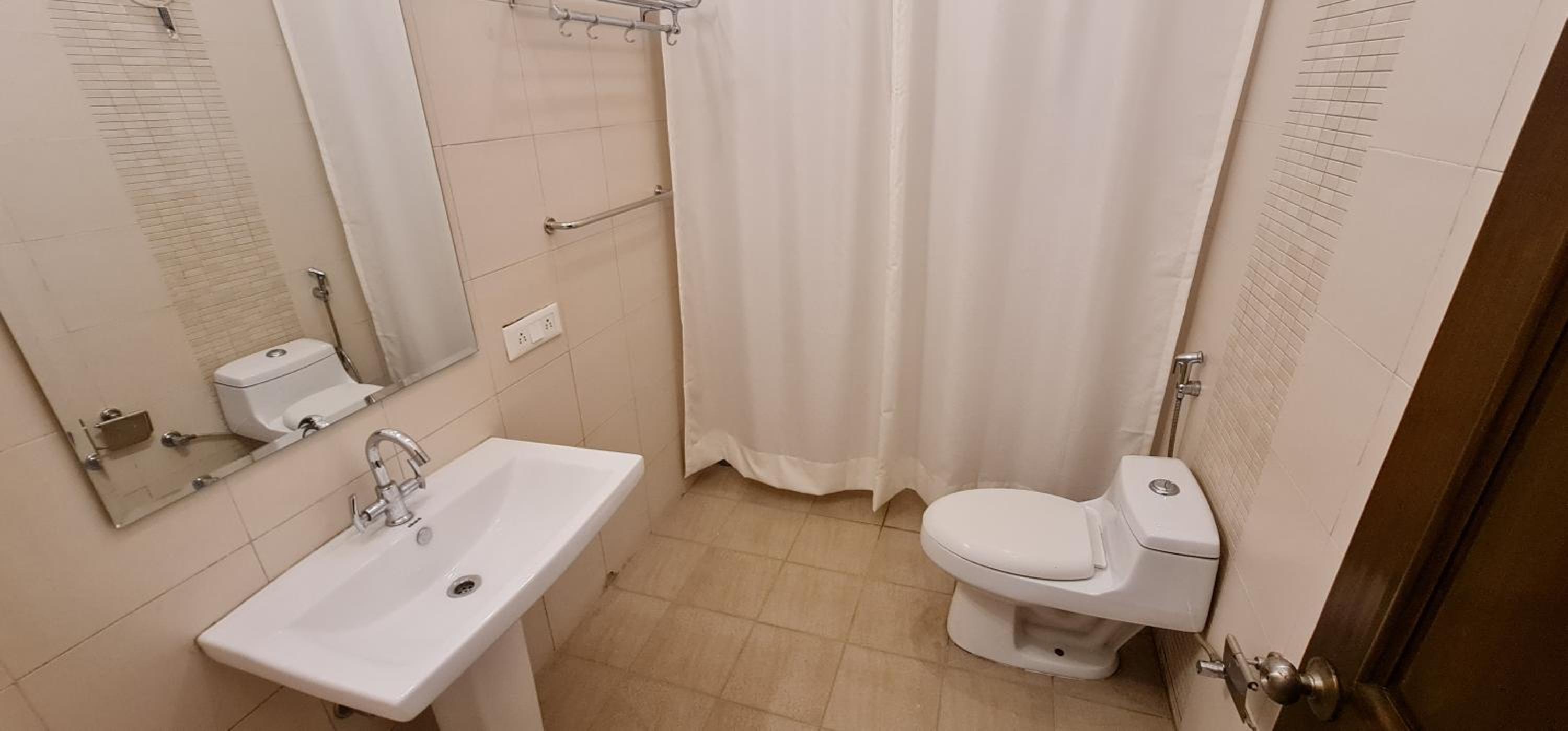 Deluxe Family Suite photo 2