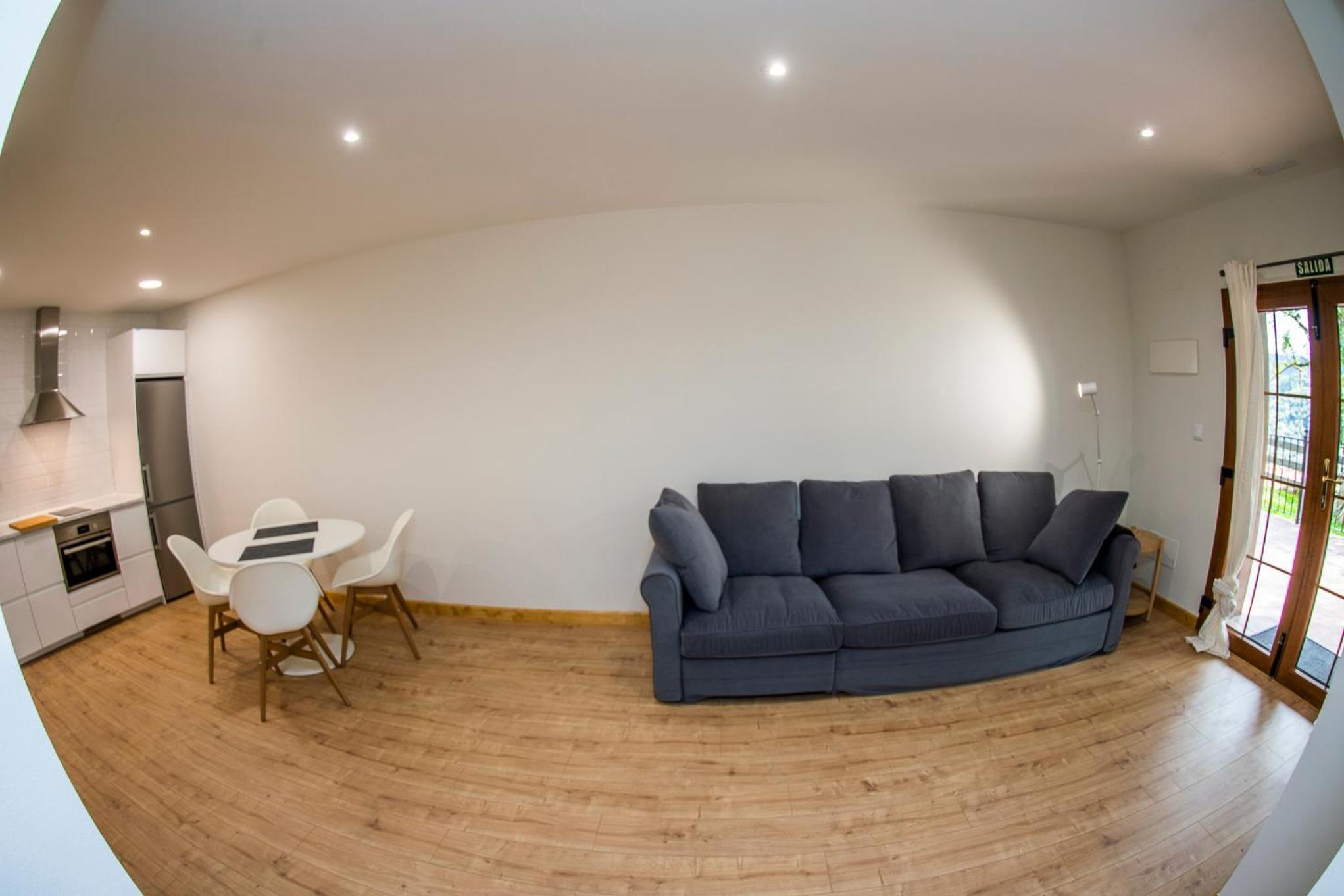 Classic Apartment - Photo 3