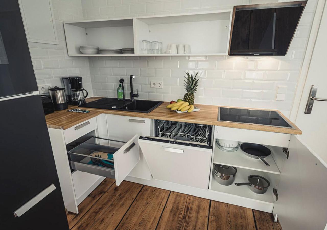 Studio Apartment photo 2