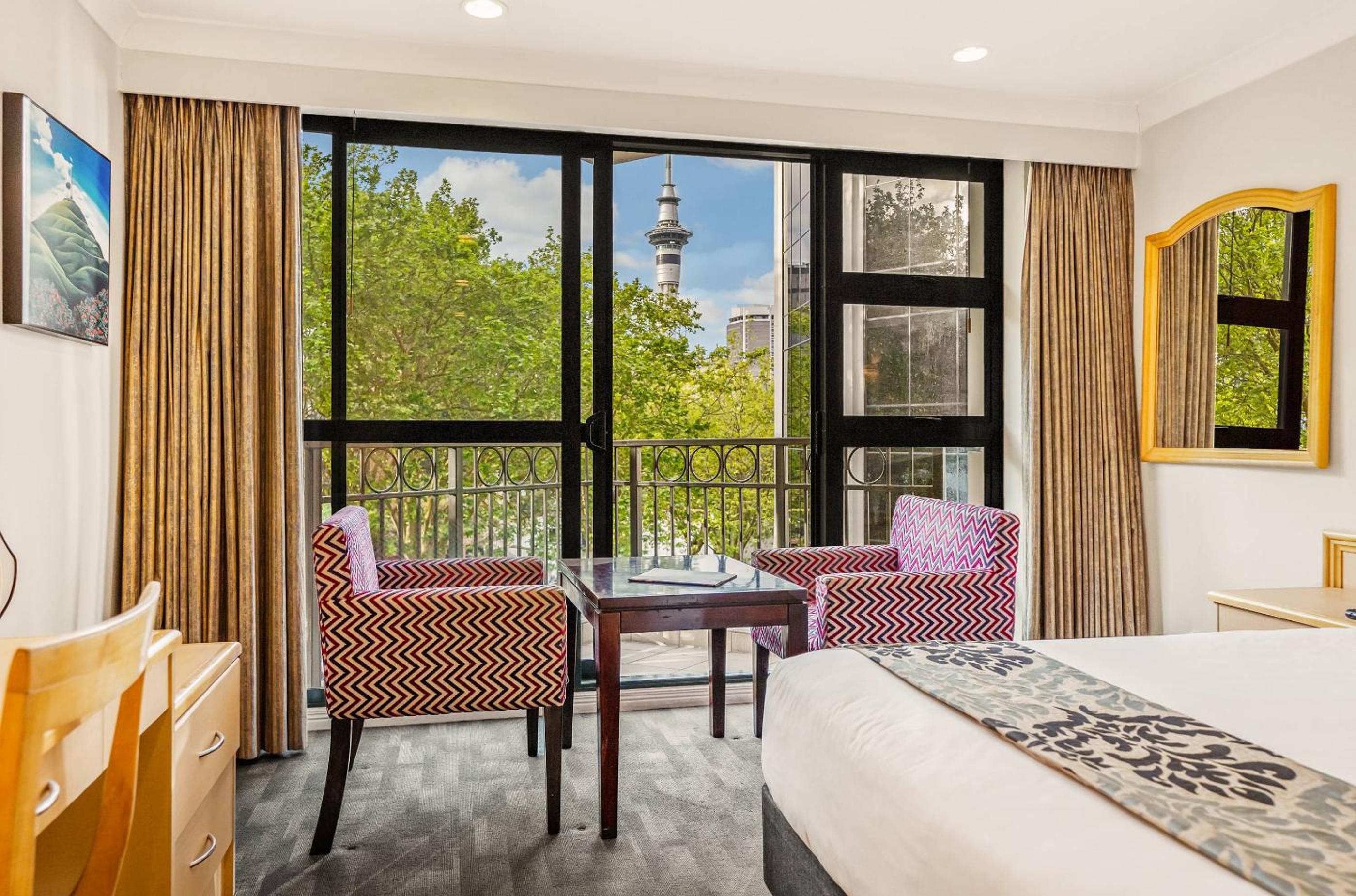 Family Room with Two Double Beds thumbnail 6