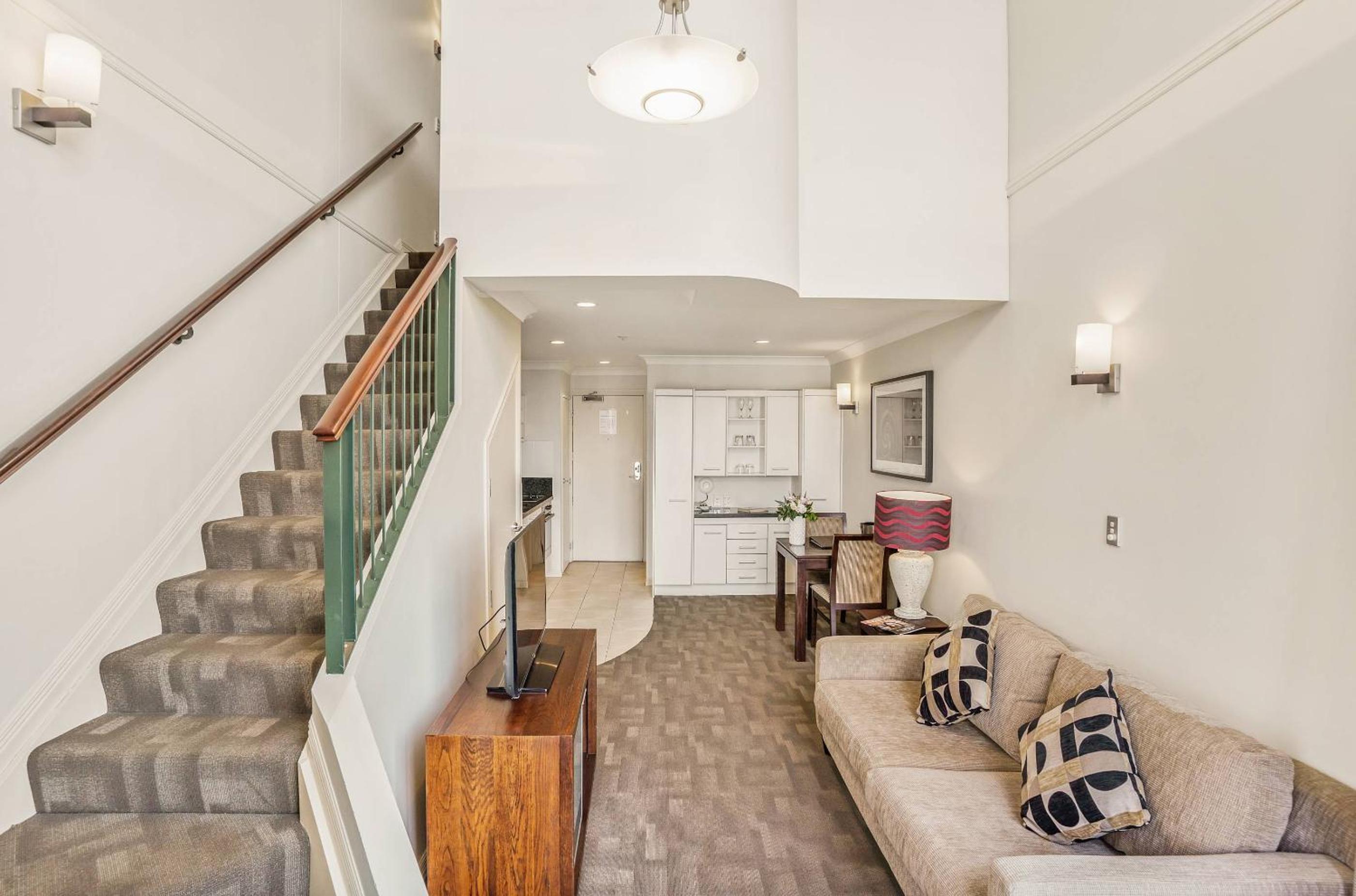 Penthouse Suite thumbnail 5