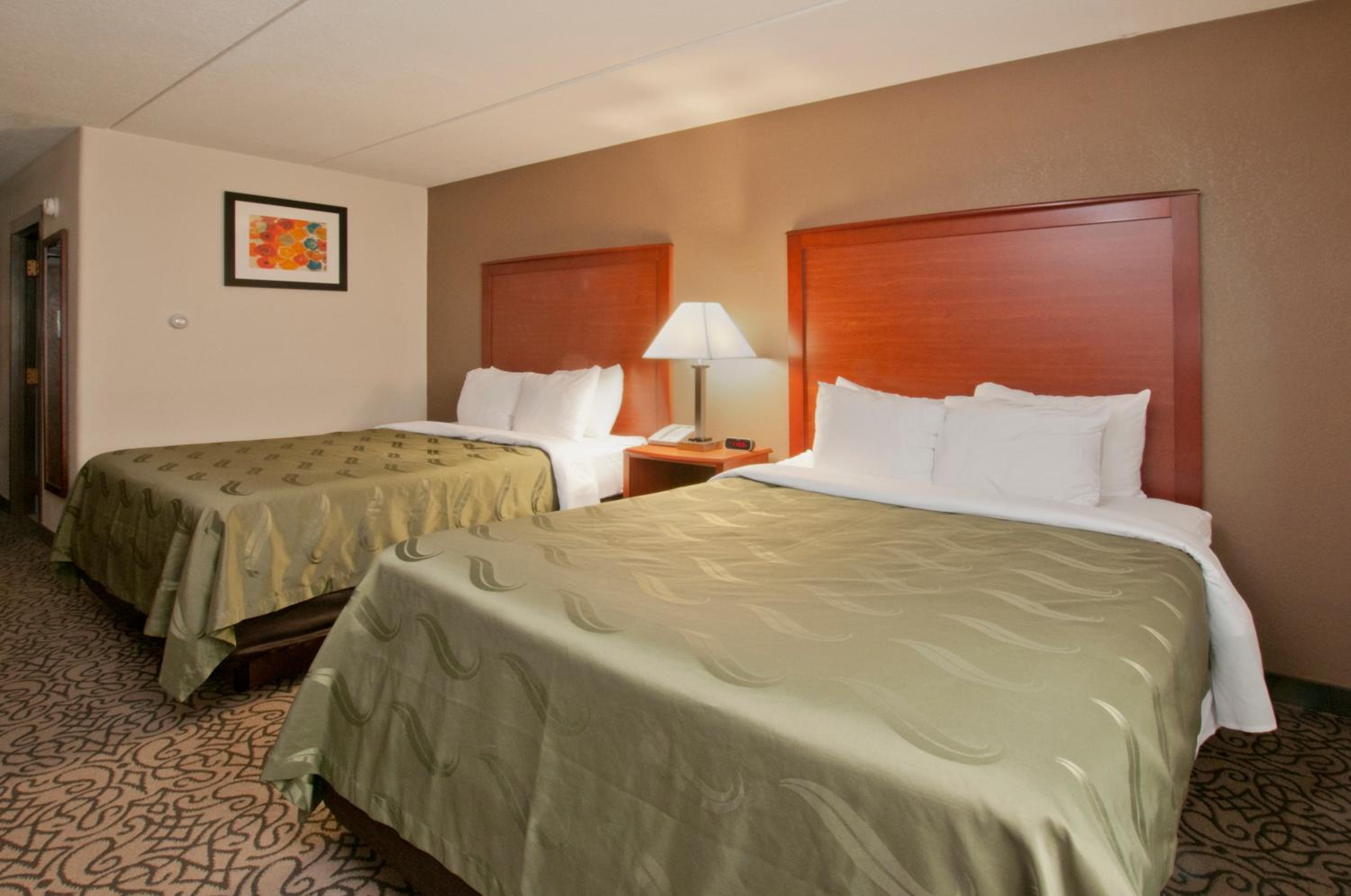 Queen Room with Two Queen Beds - Accessible/Non-Smoking  photo 2