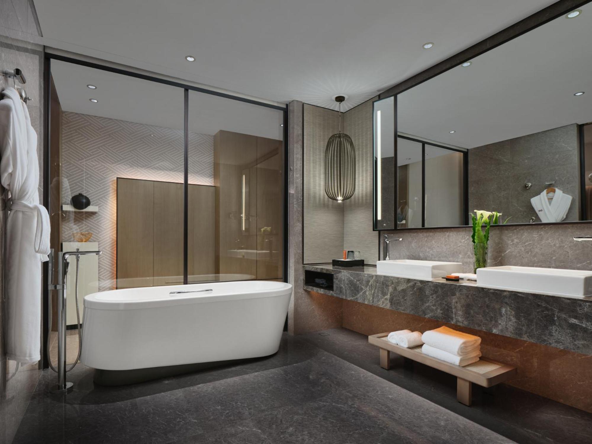 Premium King Room with Sofa Bed - Photo 1