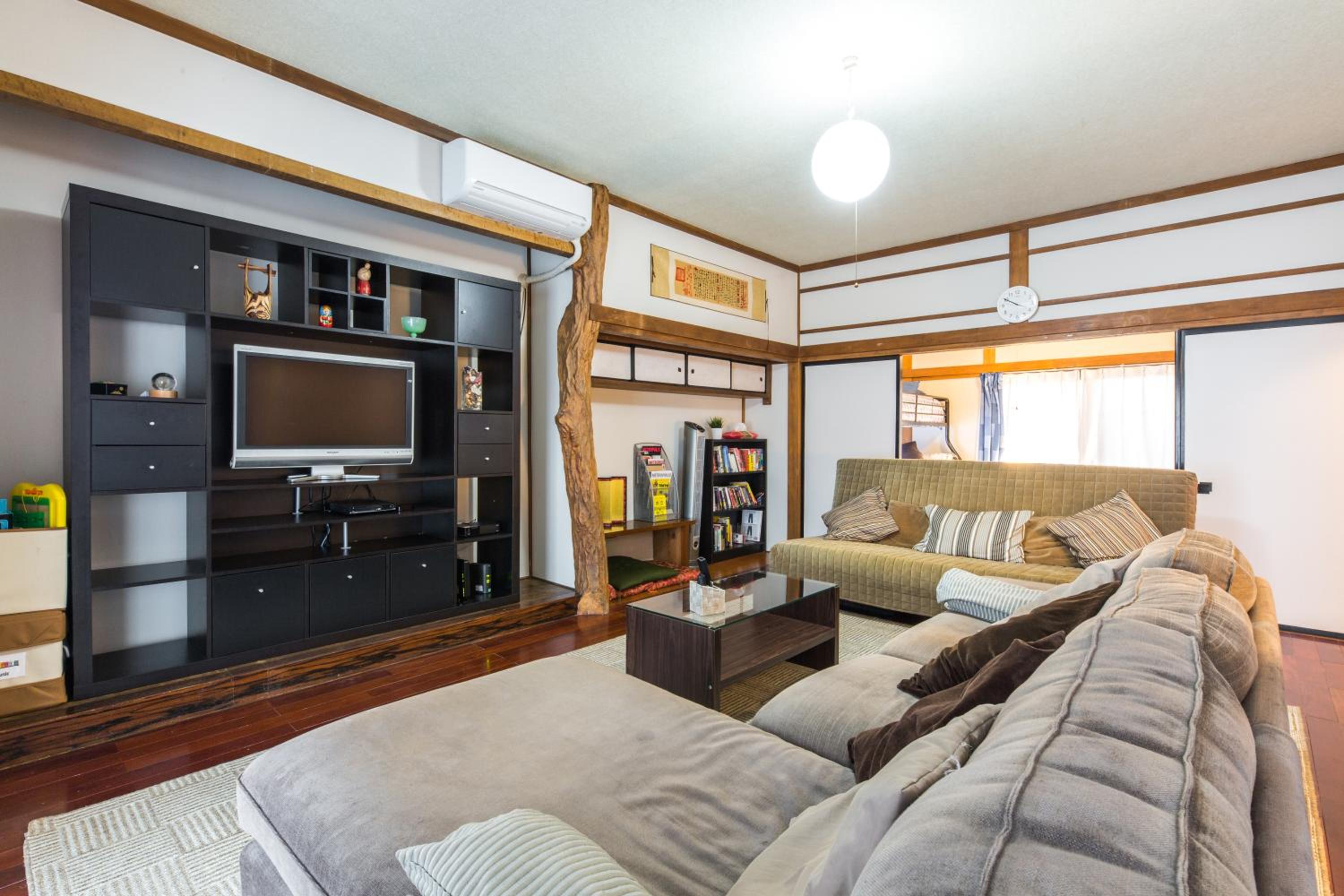 Four-Bedroom House photo 1