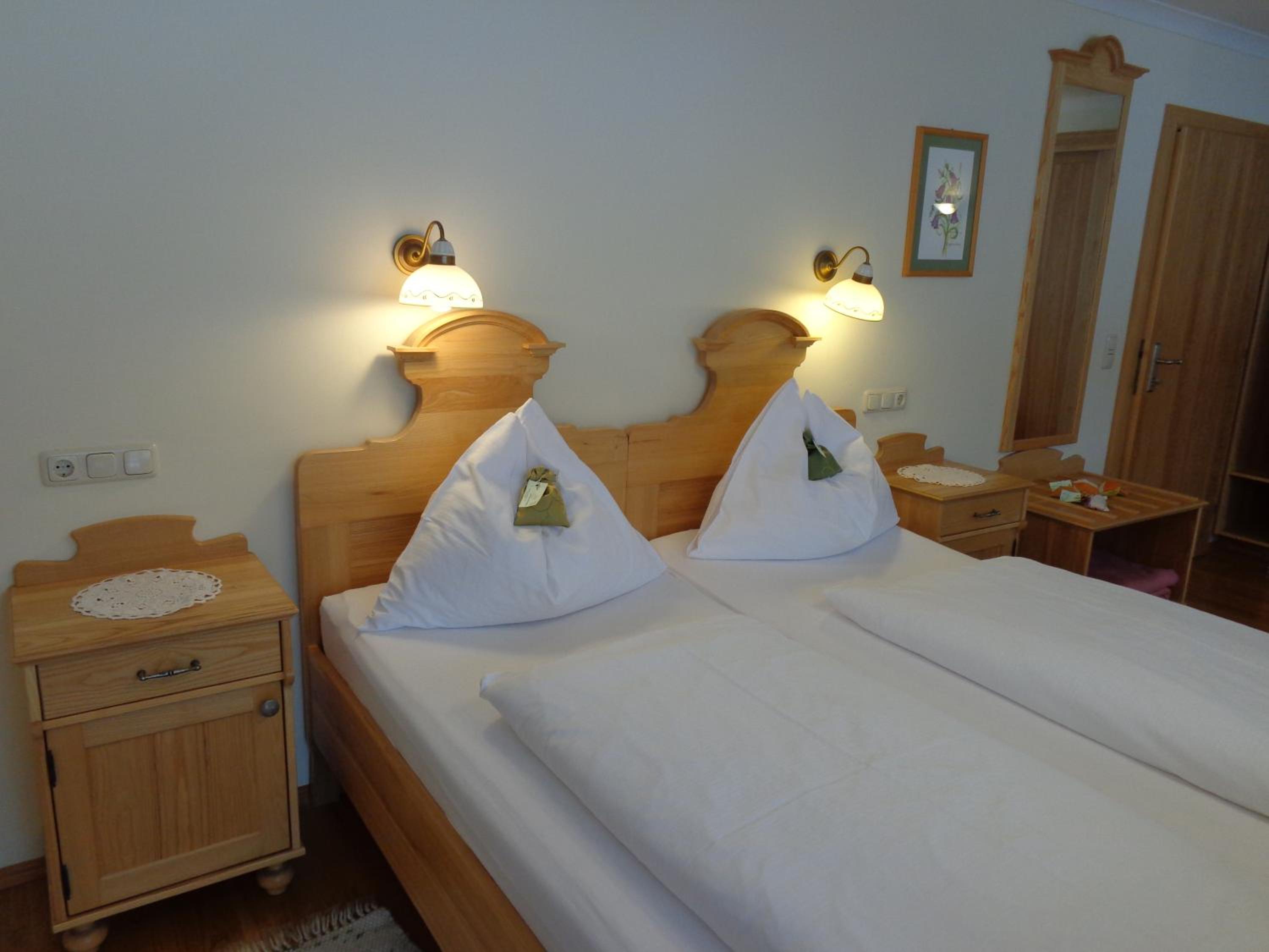 Comfort Double Room with Balcony - Photo 2