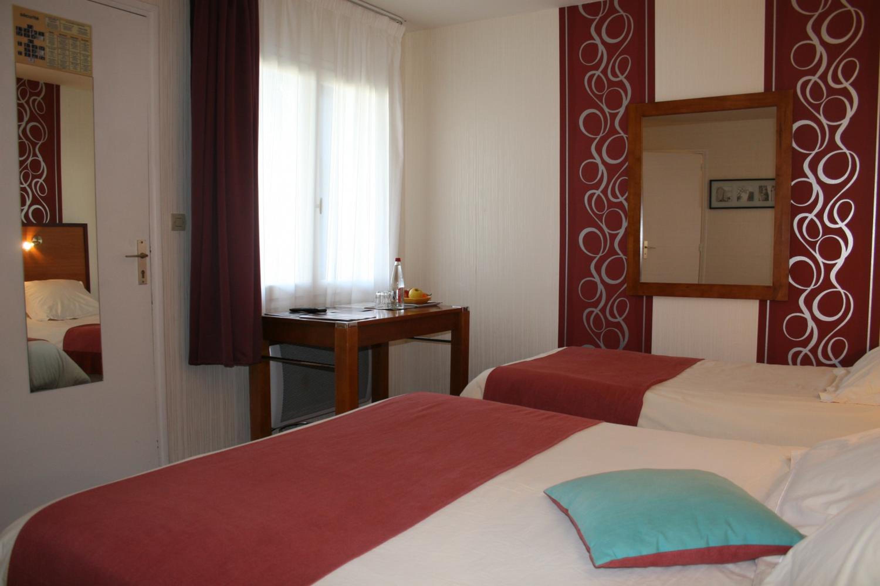 Triple Room photo 2