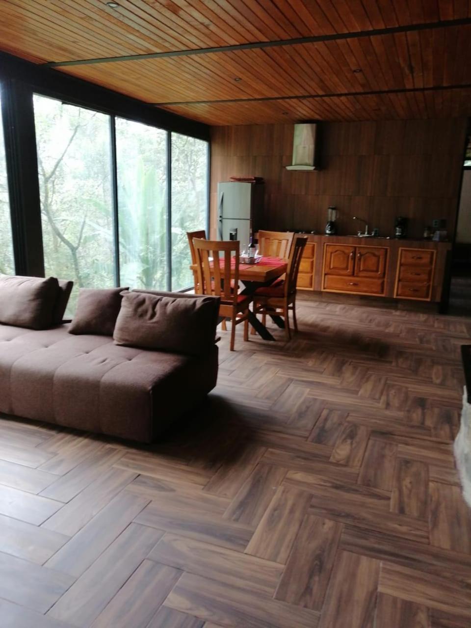 Deluxe Double Room (2 Adults + 1 Child) - Photo 30