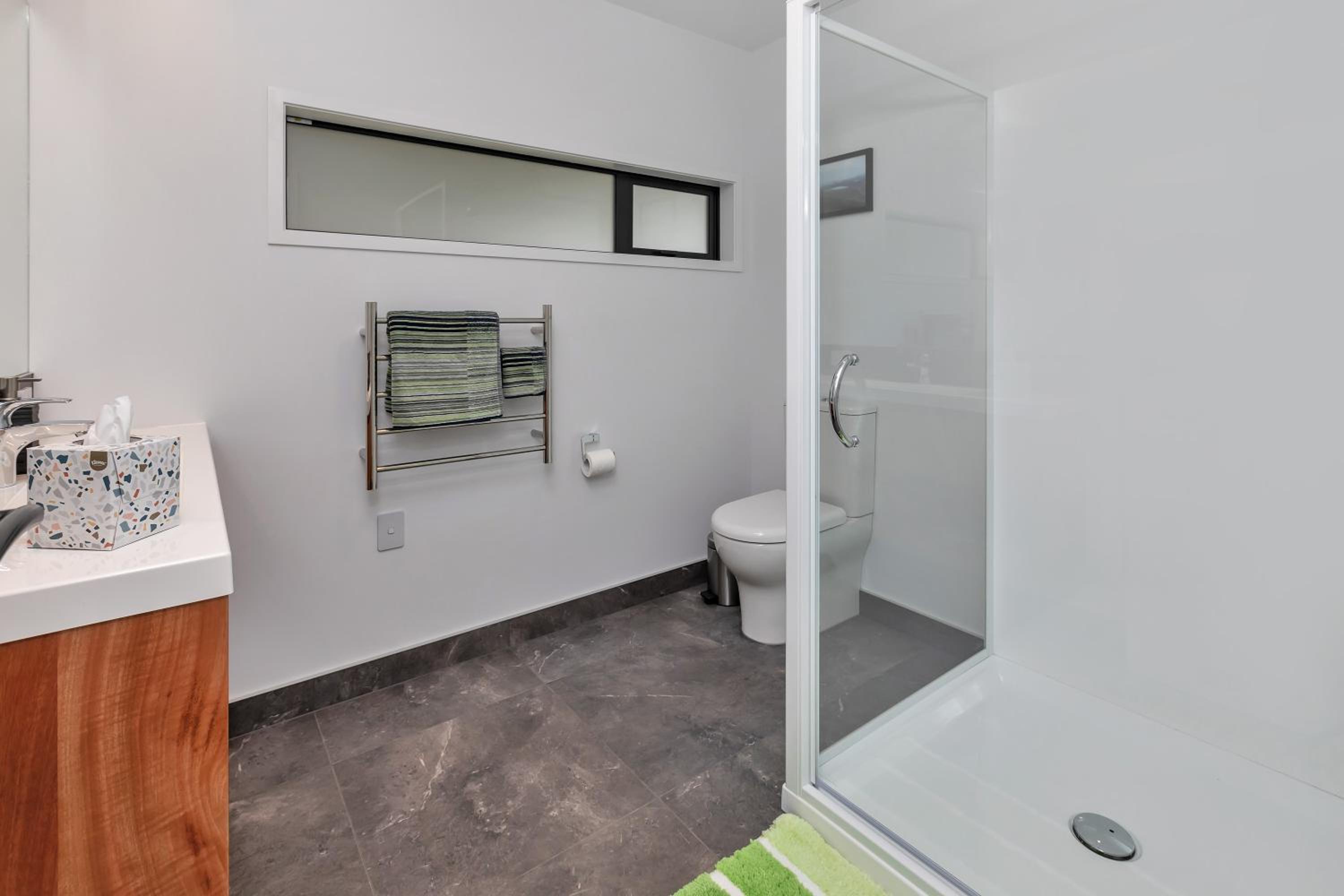 Double Room with Private Bathroom - Photo 5