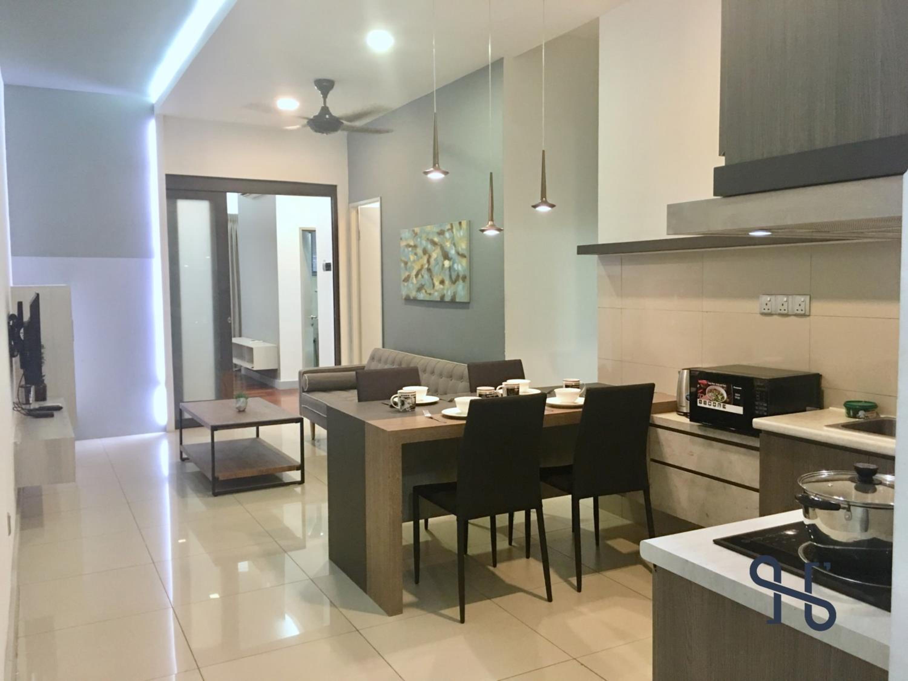 Three-Bedroom Apartment - Photo 3
