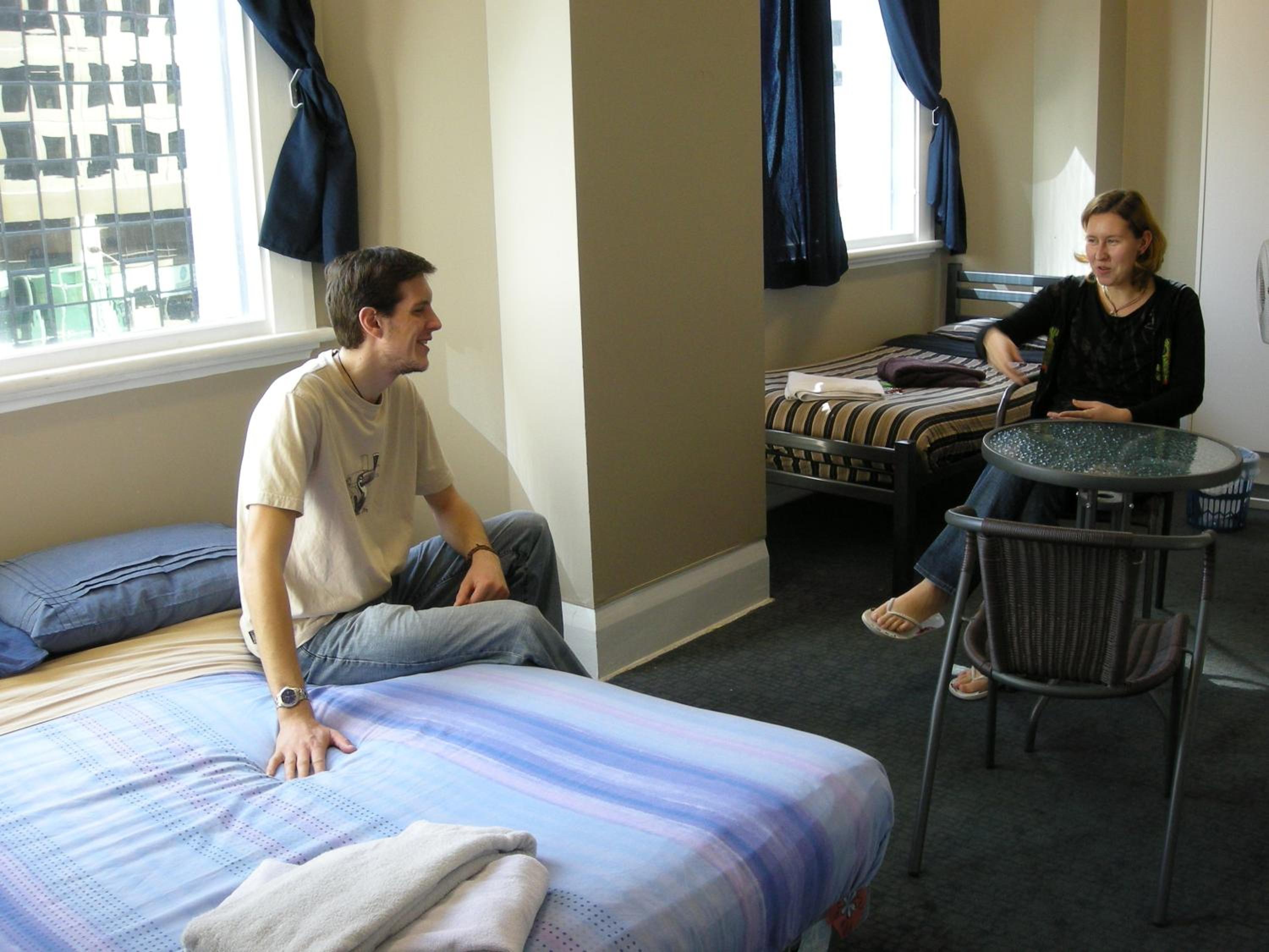 Twin Room - Photo 3
