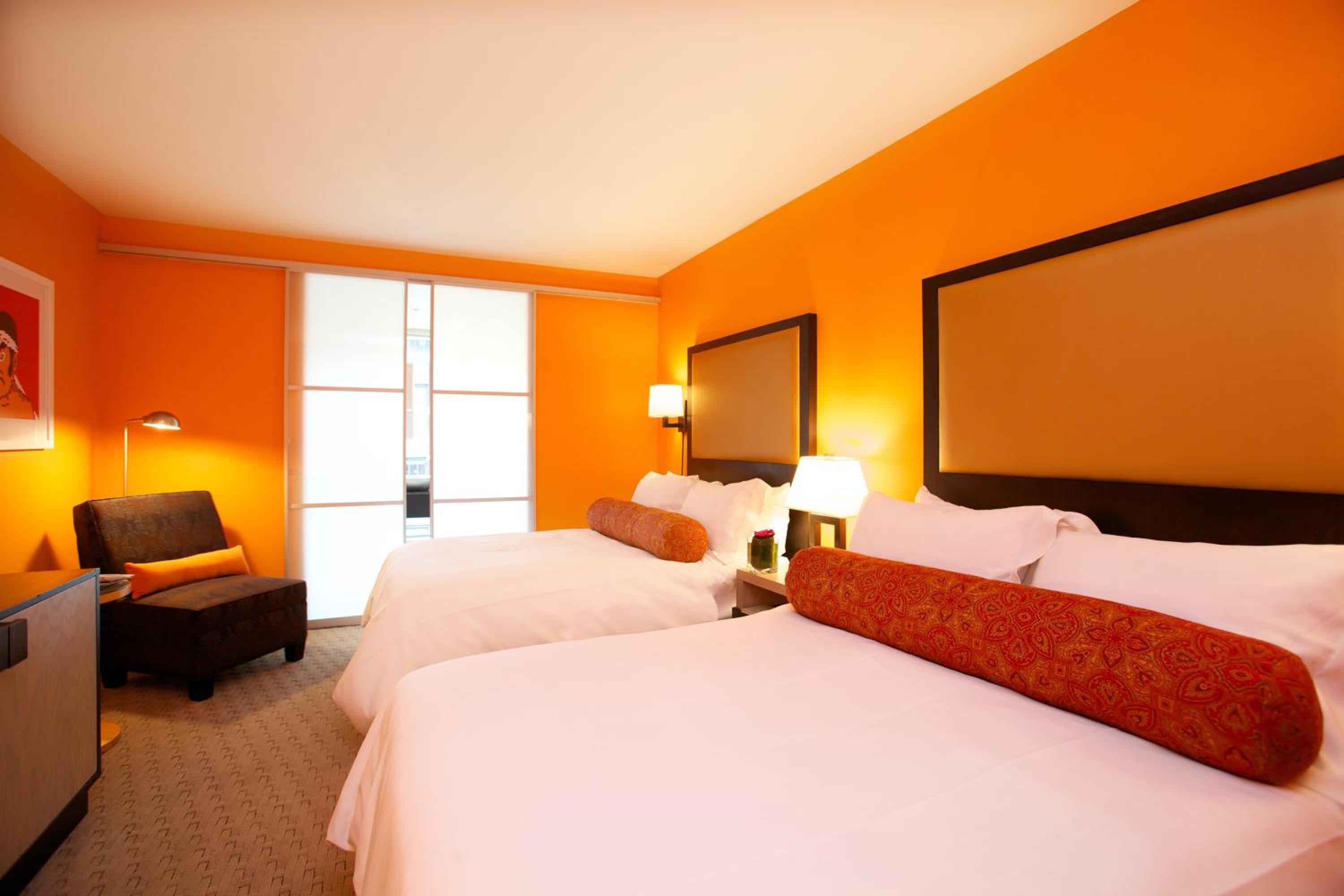Superior Double Room with Two Double Beds - Photo 4