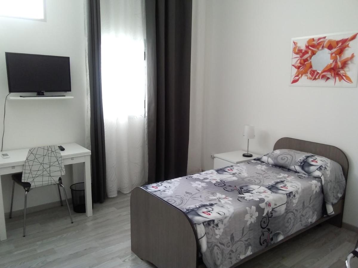 Single Room with Bathroom