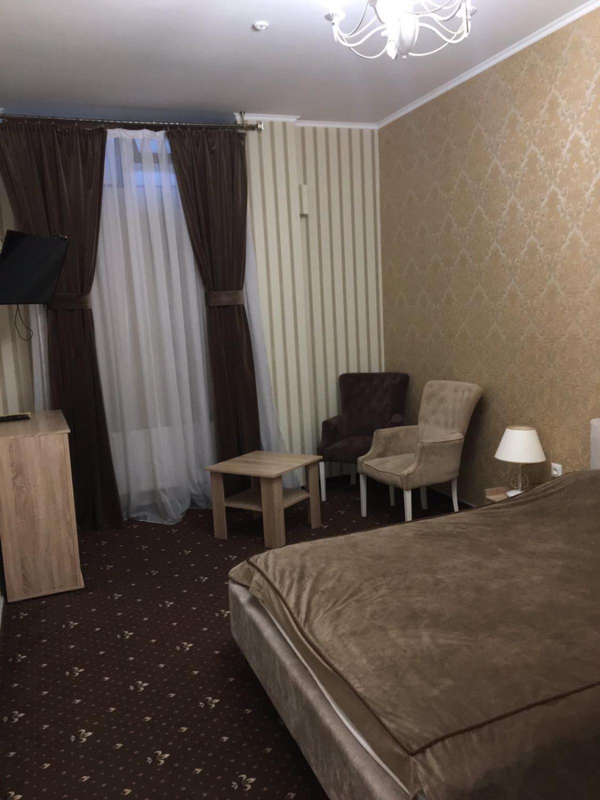 Standard Double Room without Window photo 3