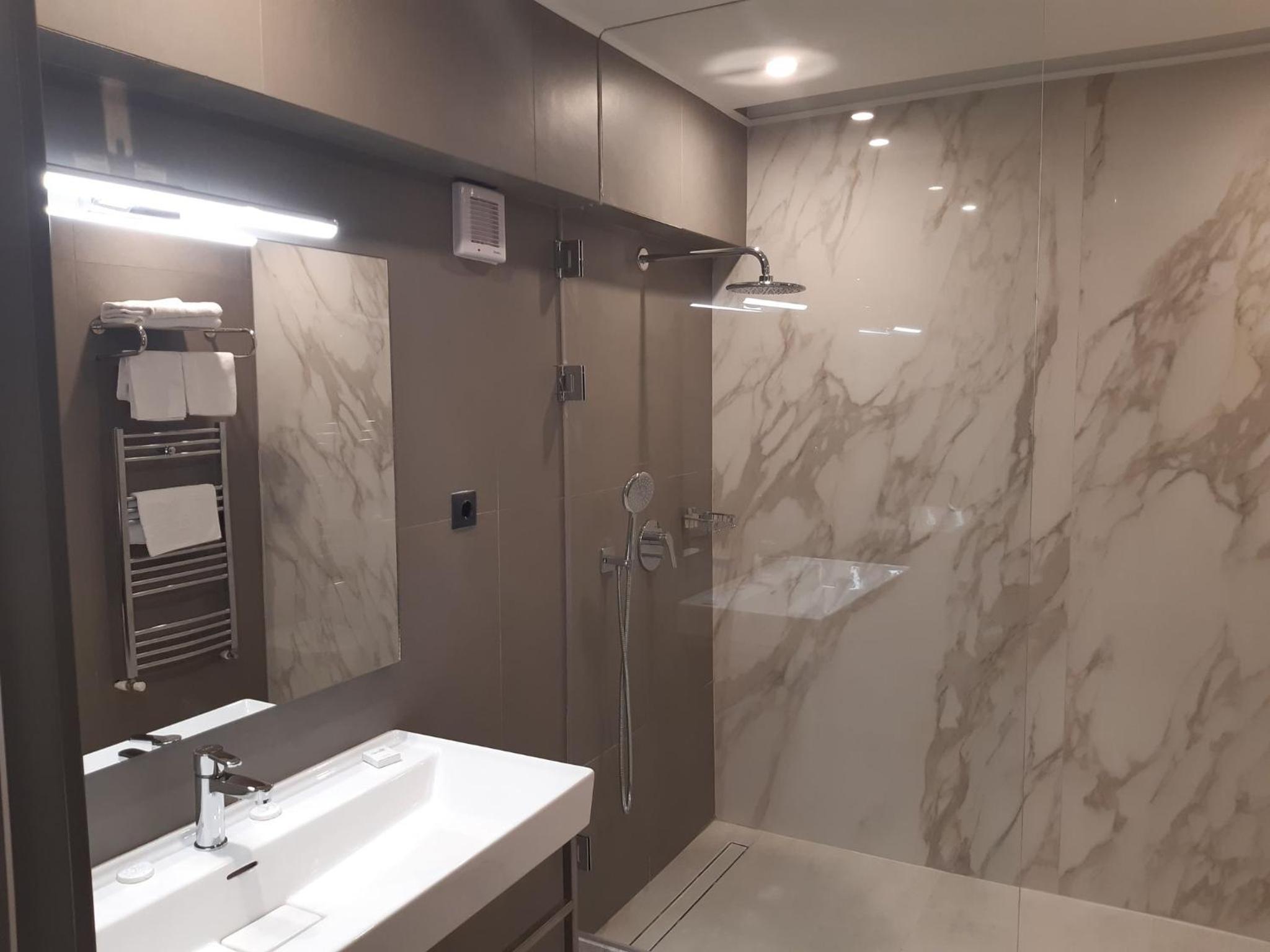 Executive Suite photo 2