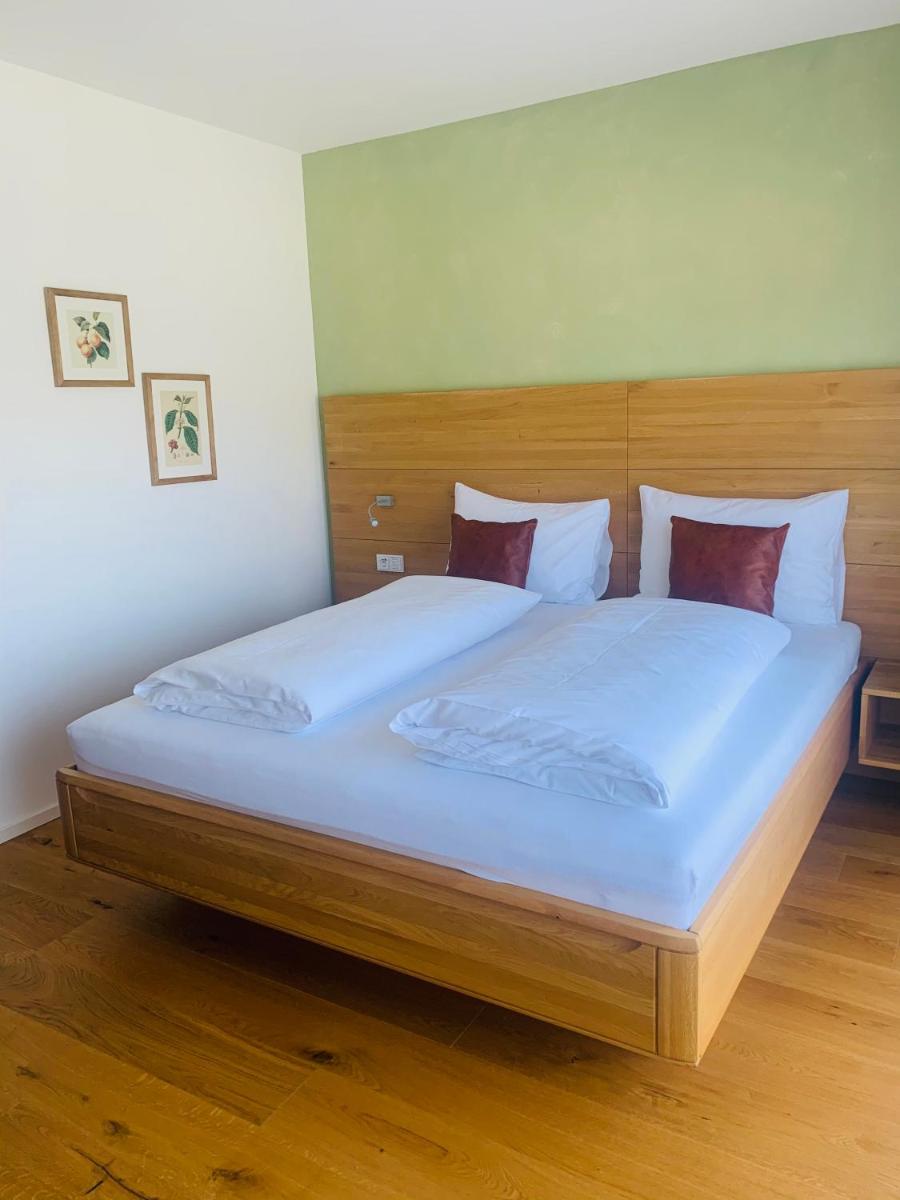 Deluxe Double Room with Balcony and Sea View photo 1