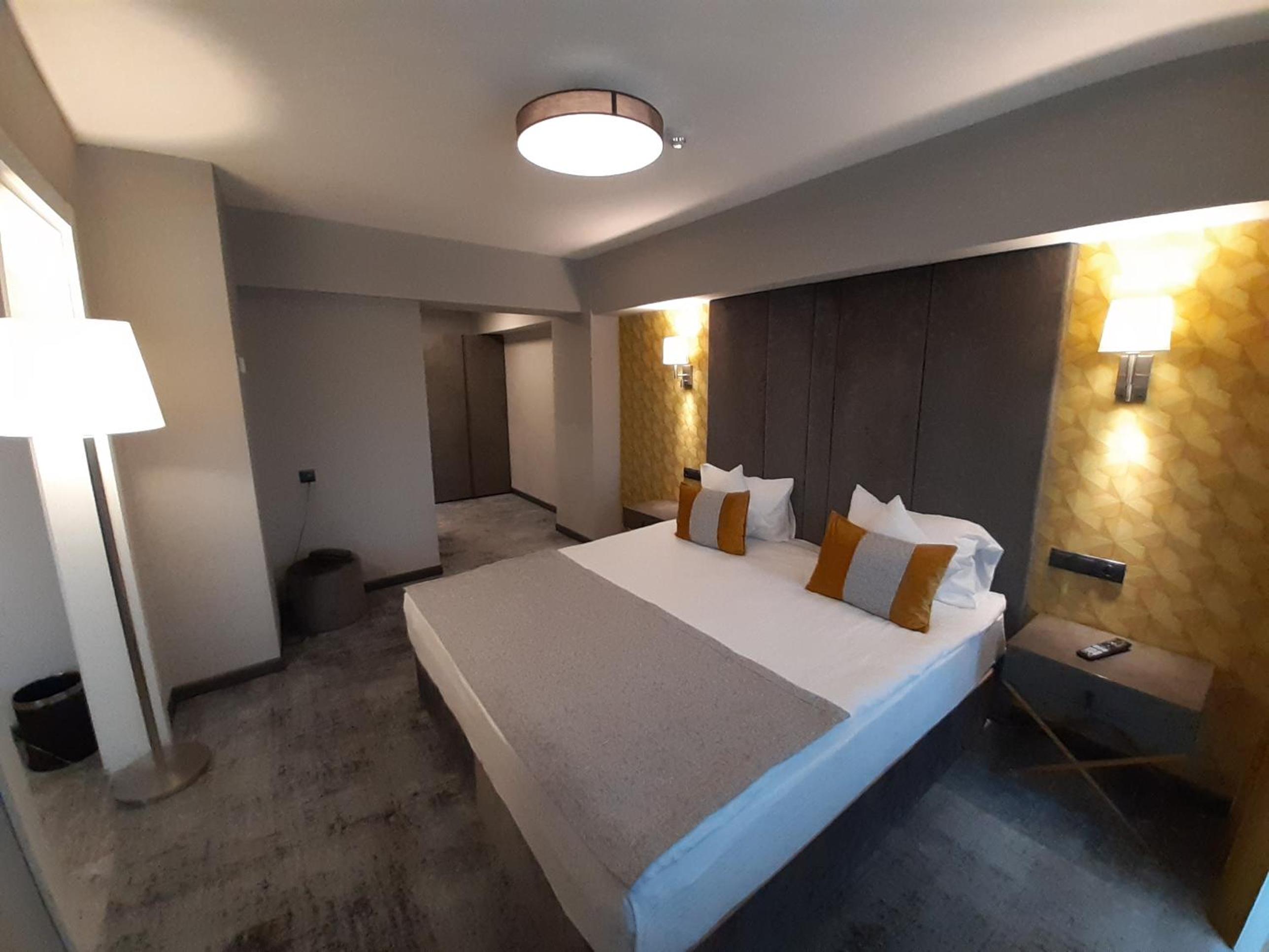 Executive Suite photo 3