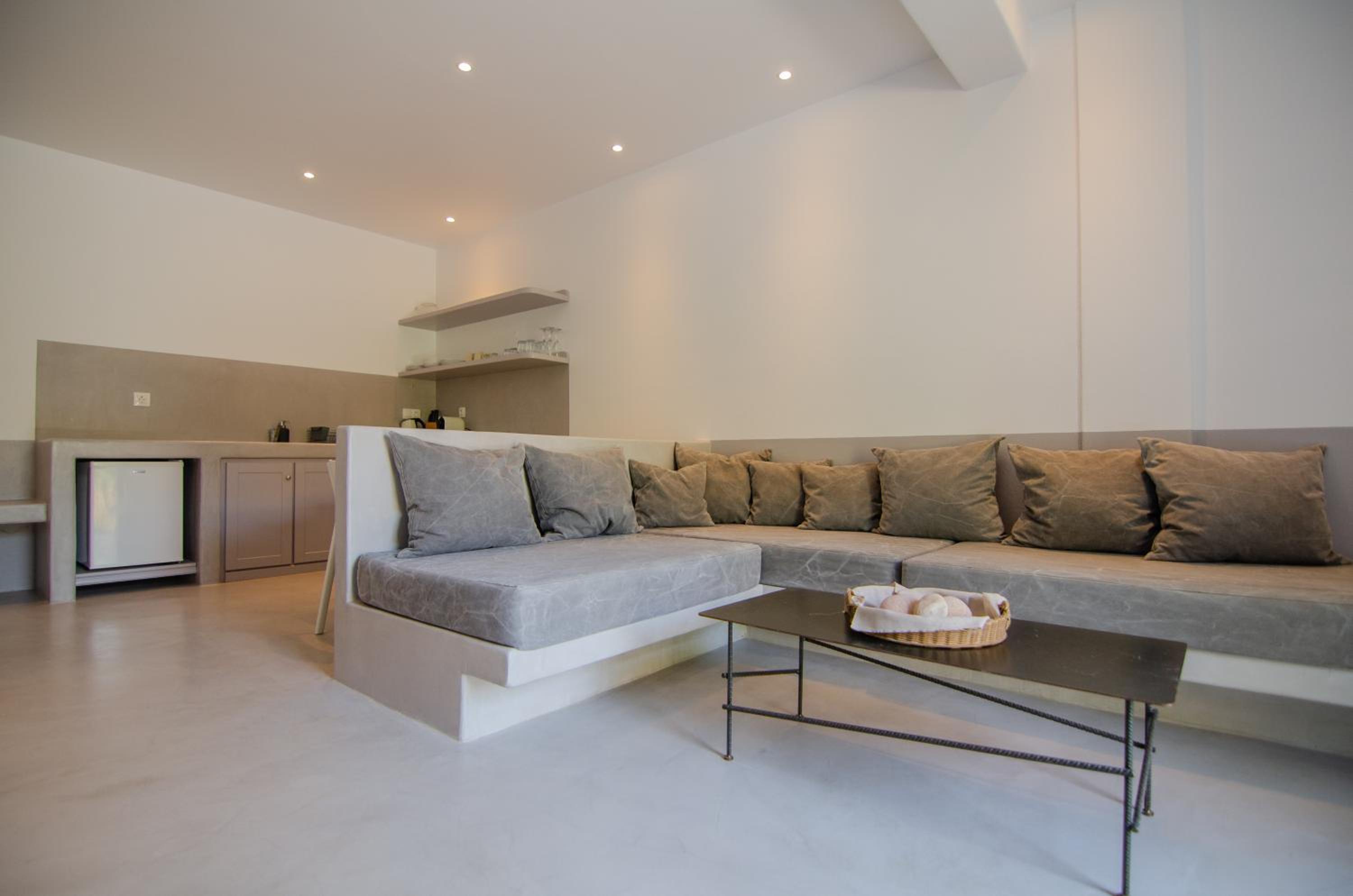 Superior Apartment 2 with Sea View and Private Pool - Photo 6
