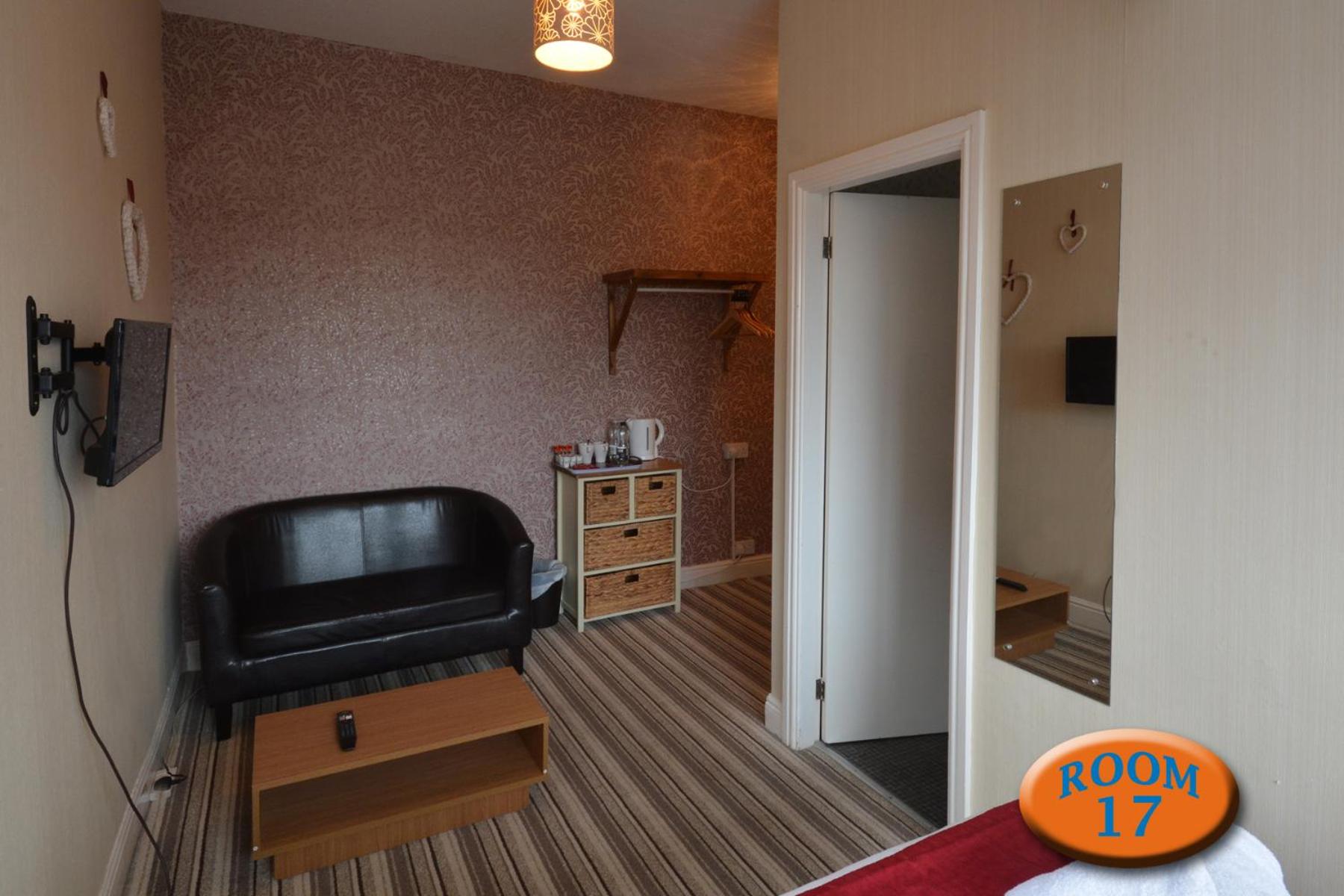 Double Room - 2nd floor - no elevator and no dogs