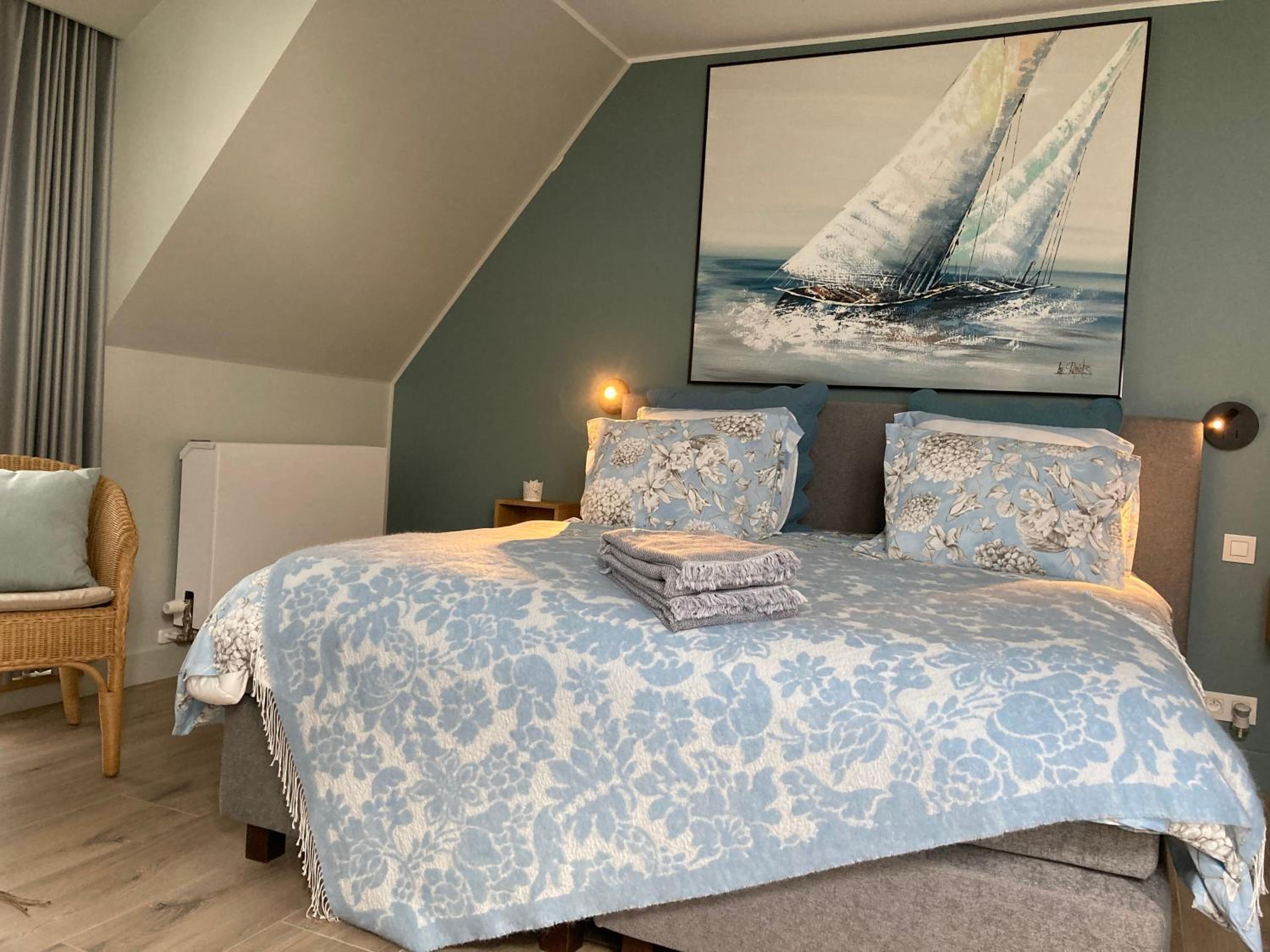 Deluxe Double or Twin Room with Garden View