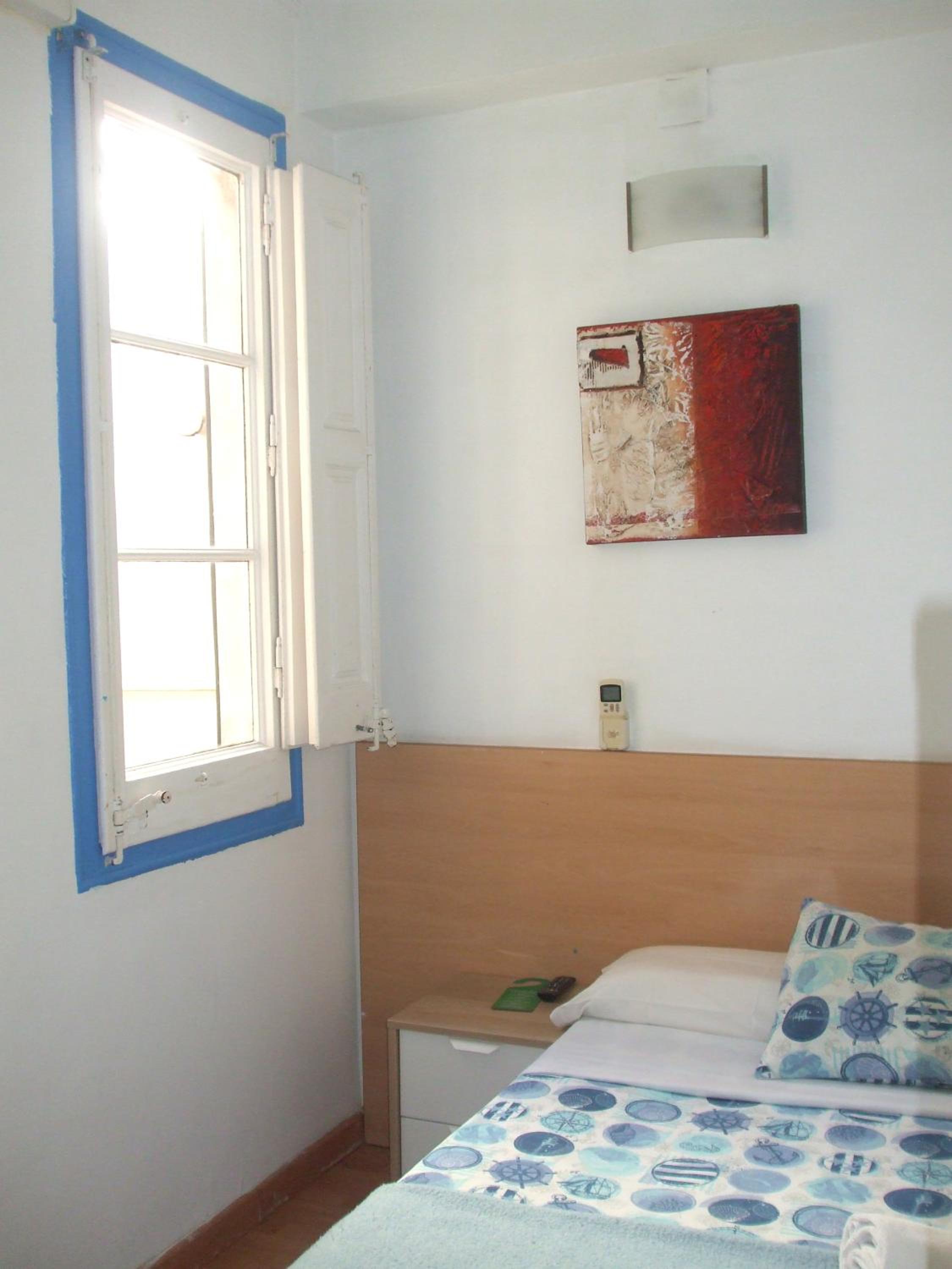 Standard Double Room with Shared Bathroom photo 2