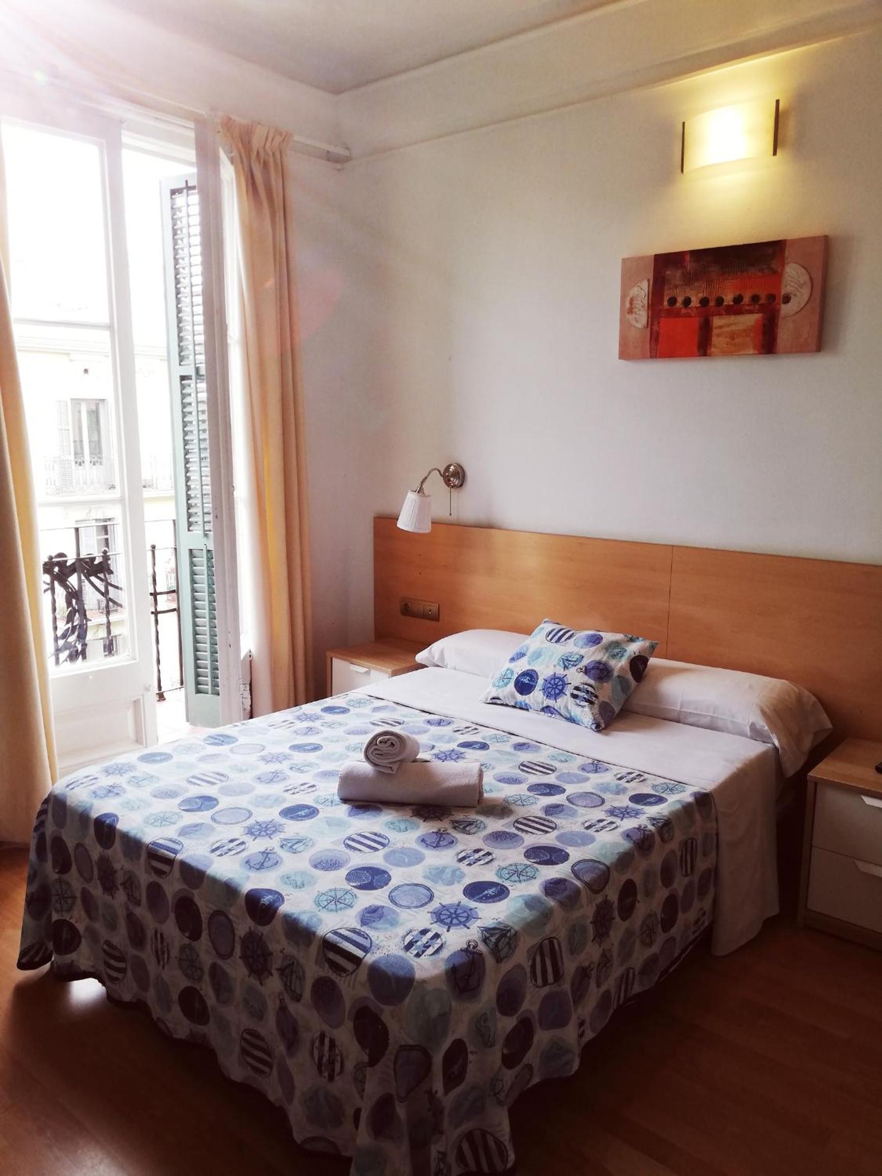 Habitación Doble con Baño Privado