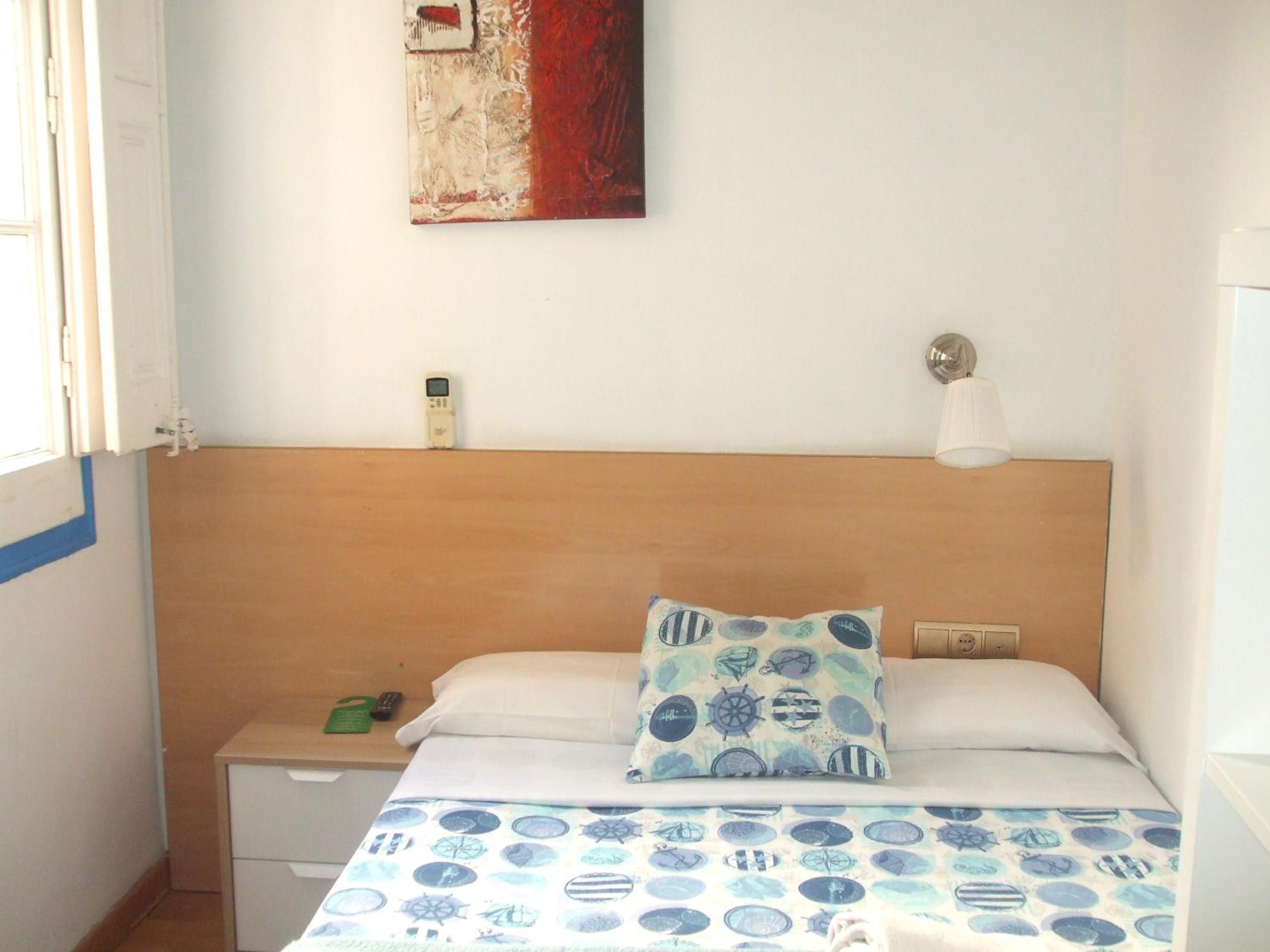 Habitación Doble Estándar con Baño Compartido