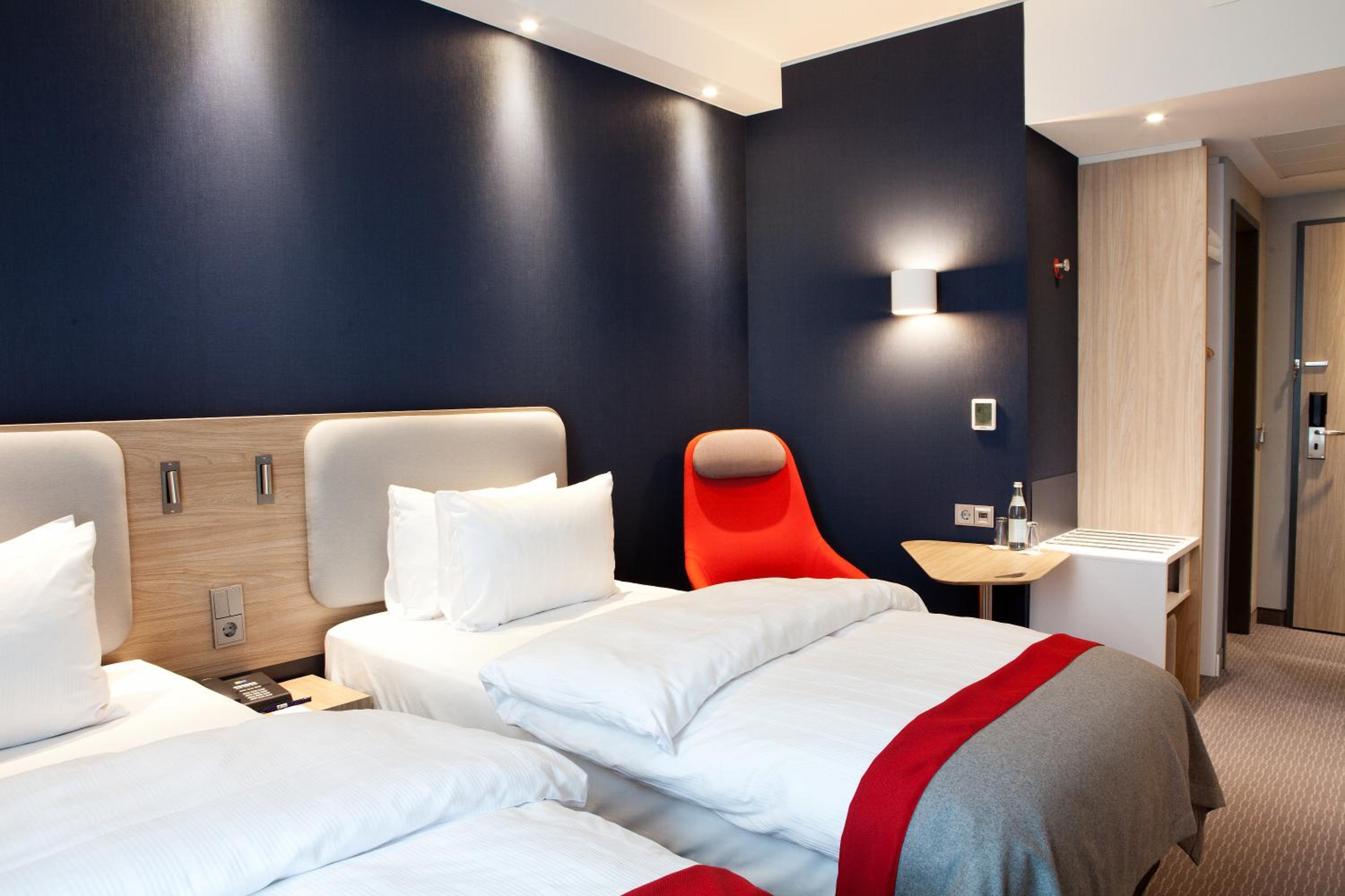 Standard Twin Room photo 1